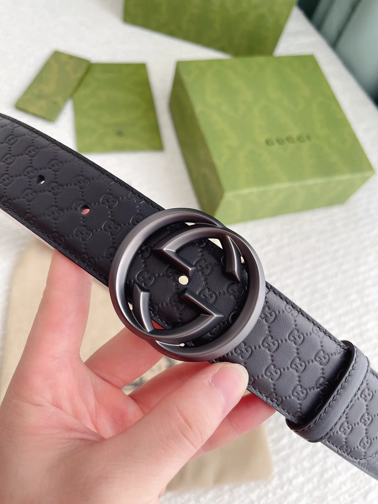 Gucci 新作ブラックベルト4.0cm - 画像 (4)