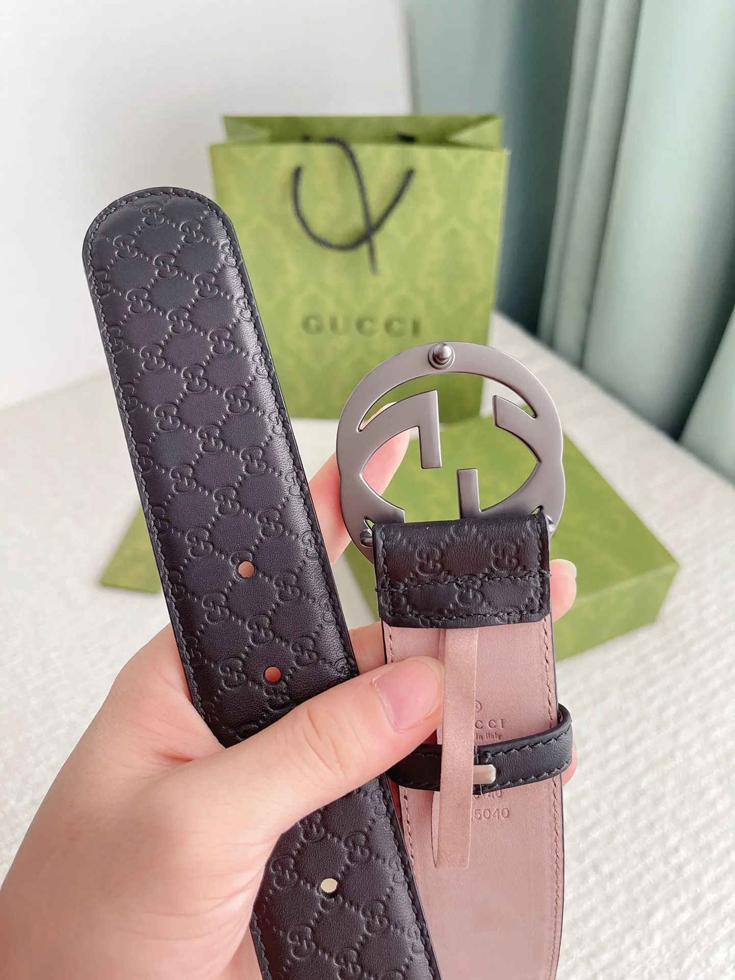 Gucci 新作ブラックベルト4.0cm - 画像 (7)