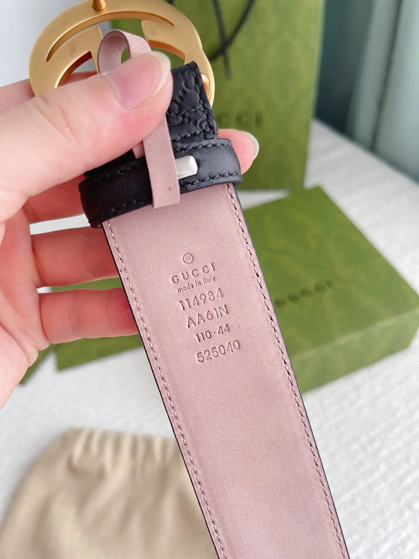 Gucci 新作ベルト ブラック ゴールドバックル - 画像 (8)