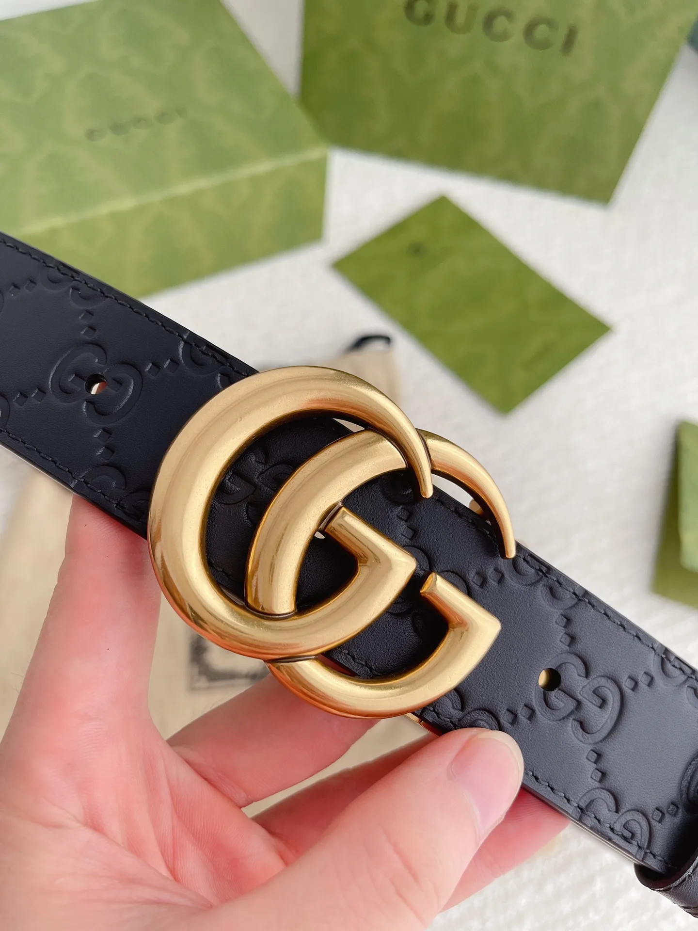 Gucci新作黒牛革ベルトGGバックル - 画像 (4)