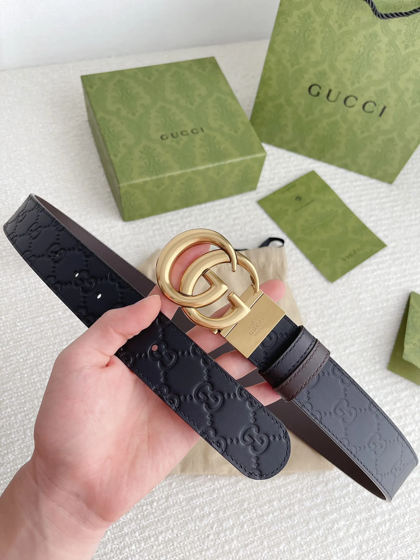 Gucci新作黒牛革ベルトGGバックル - 画像 (5)