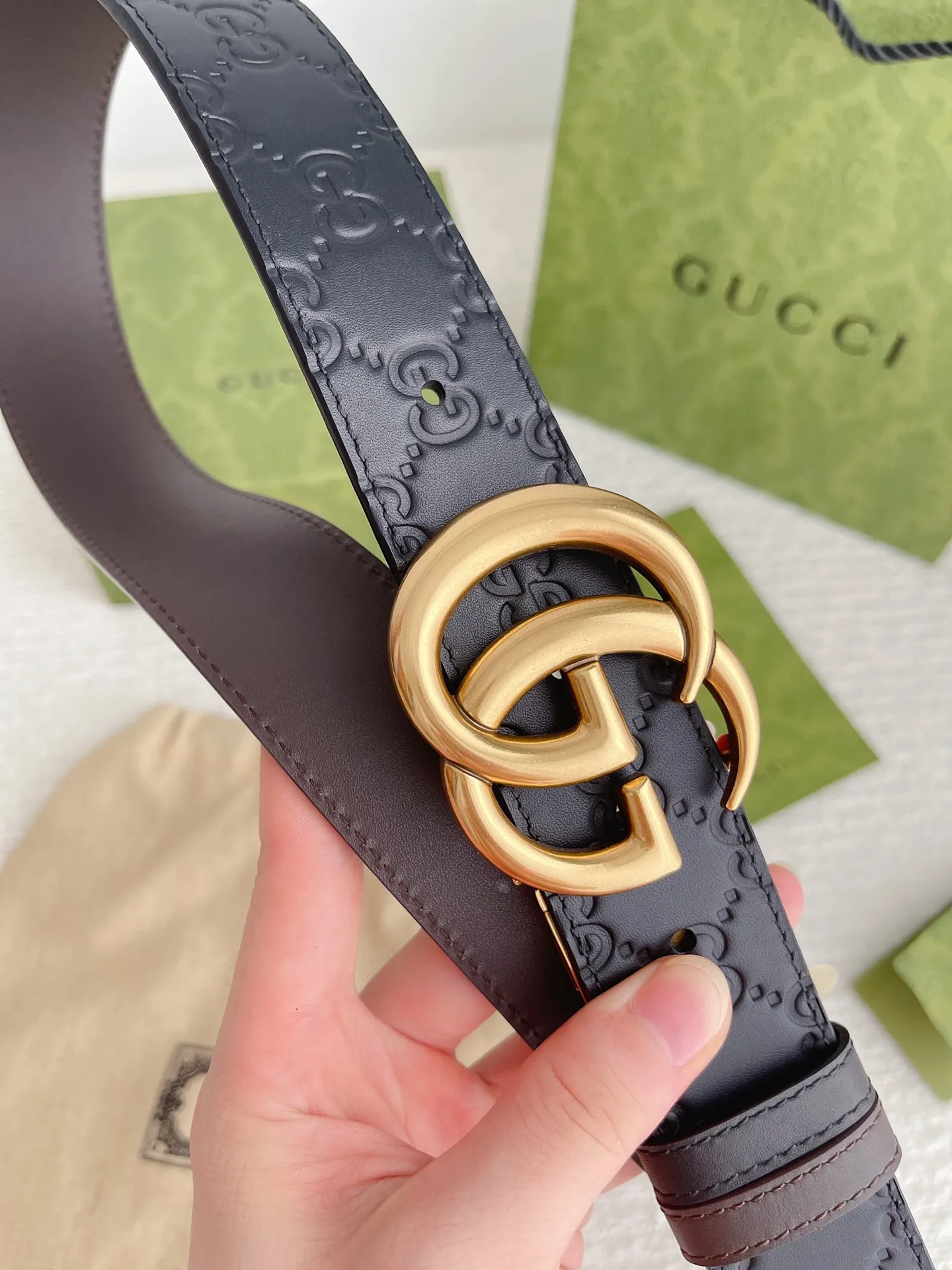 Gucci新作黒牛革ベルトGGバックル - 画像 (10)