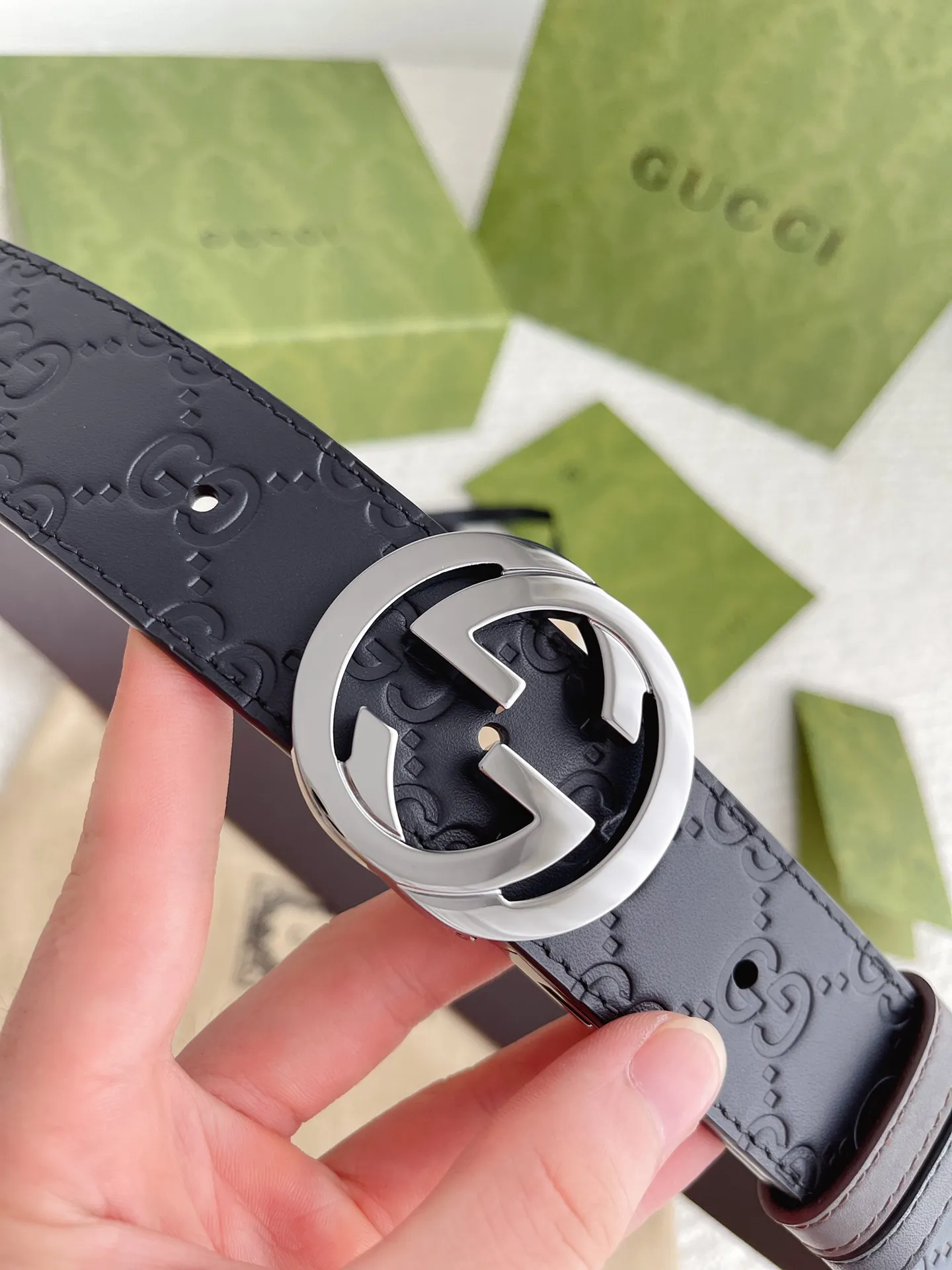 Gucci 新作黒牛革ベルト - 画像 (4)