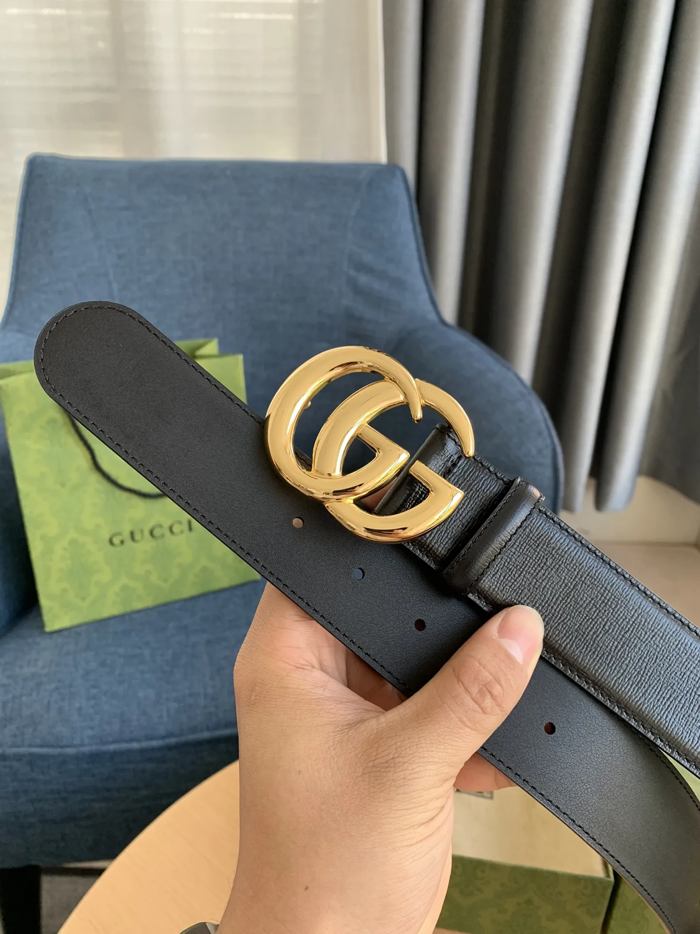 Gucci 新作黒レザーベルトゴールドバックル - 画像 (4)