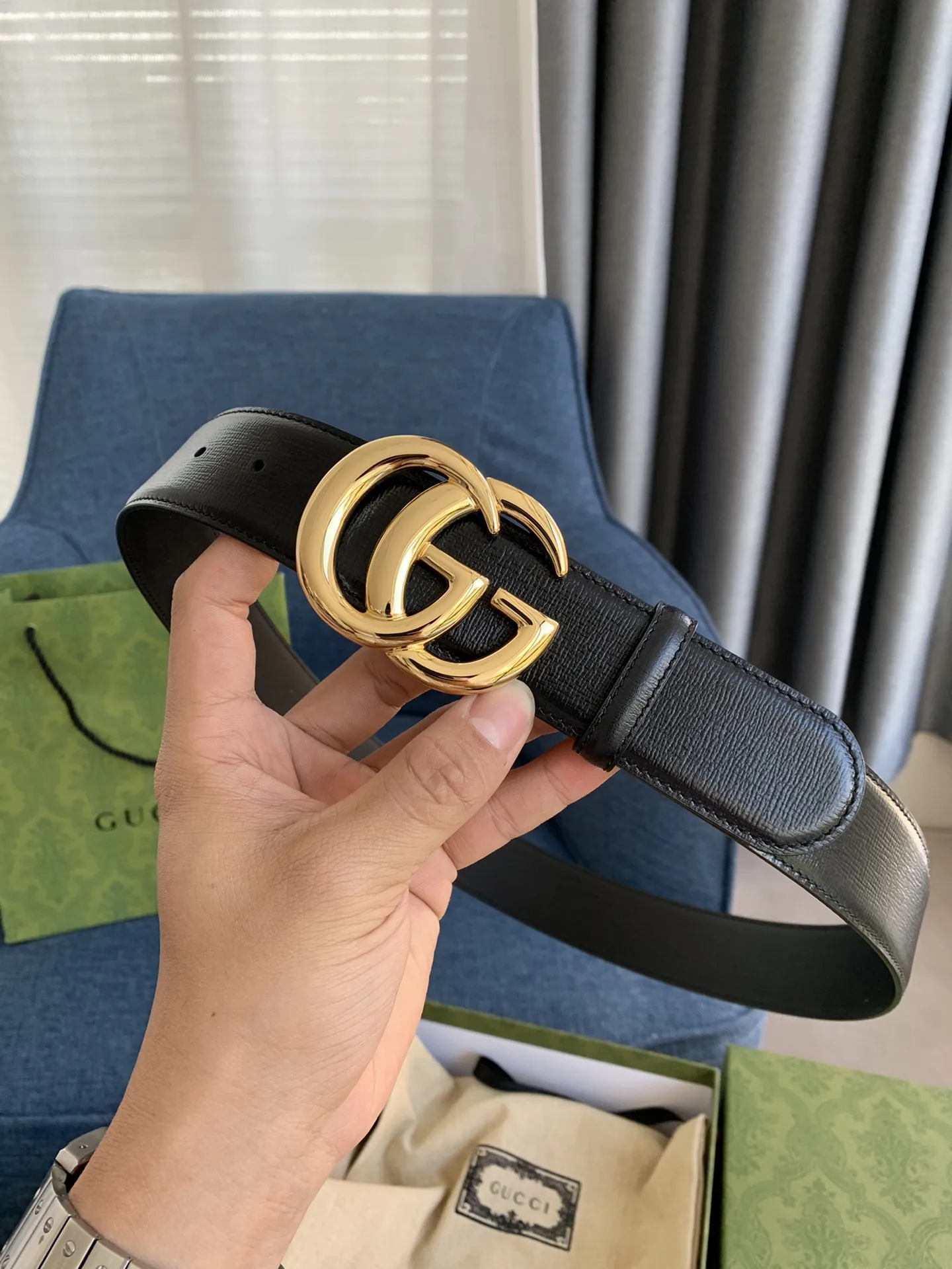 Gucci 新作黒レザーベルトゴールドバックル - 画像 (6)