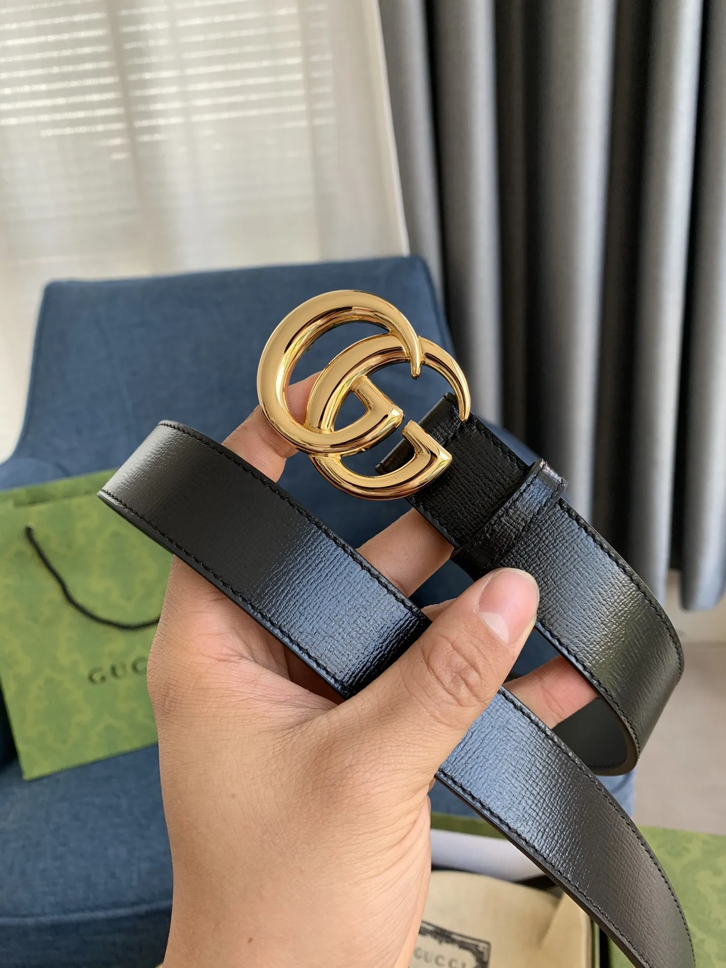 Gucci新作黒レザーベルトゴールドバックル - 画像 (3)