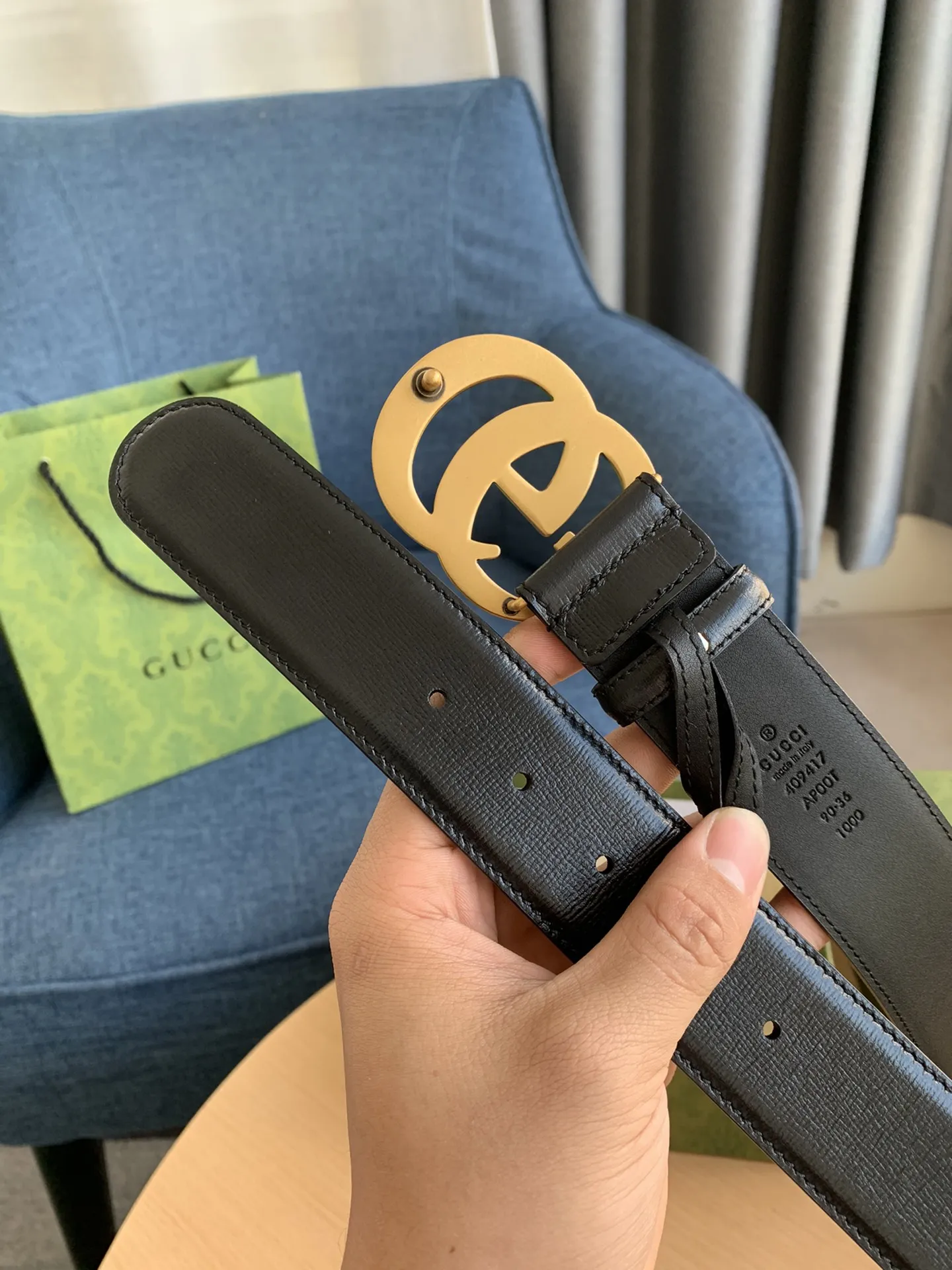 Gucci 新作黒ベルトゴールドバックル - 画像 (5)