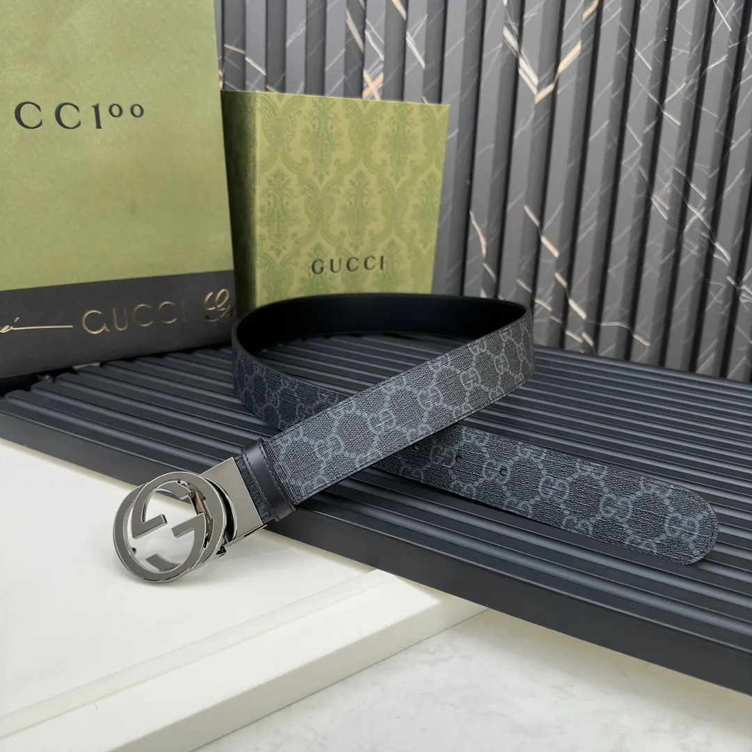 Gucci 新作 PVCベルト