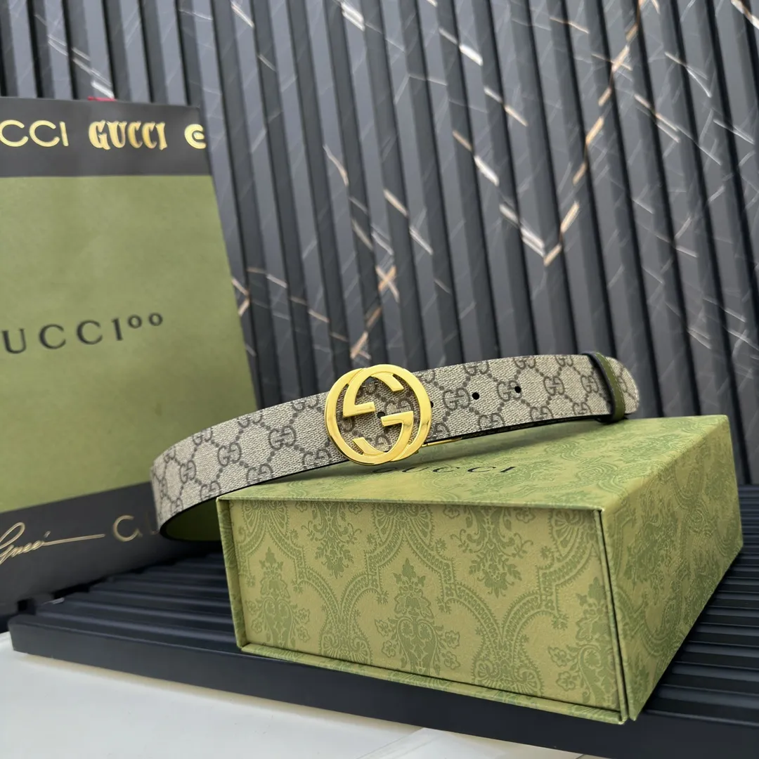 Gucci 新作ウミ PVCベルト - 画像 (9)