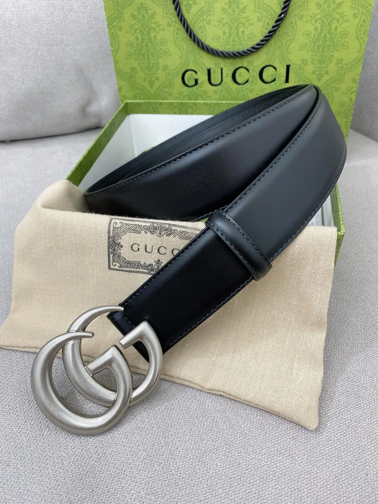 Gucci新作黒シンプルベルト4.0cm - 画像 (4)