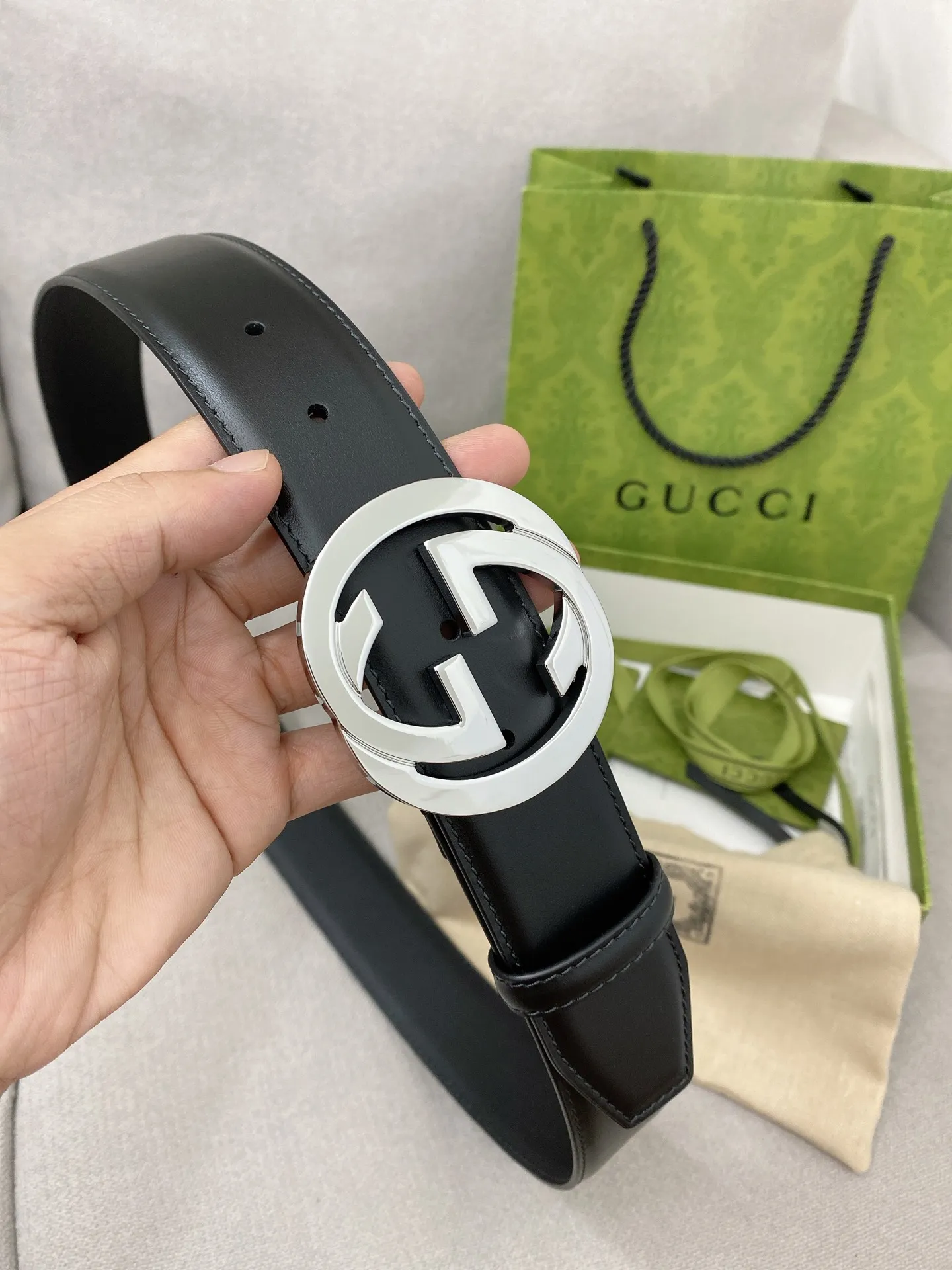 Gucci新作黒ベルトシンプルデザイン - 画像 (5)