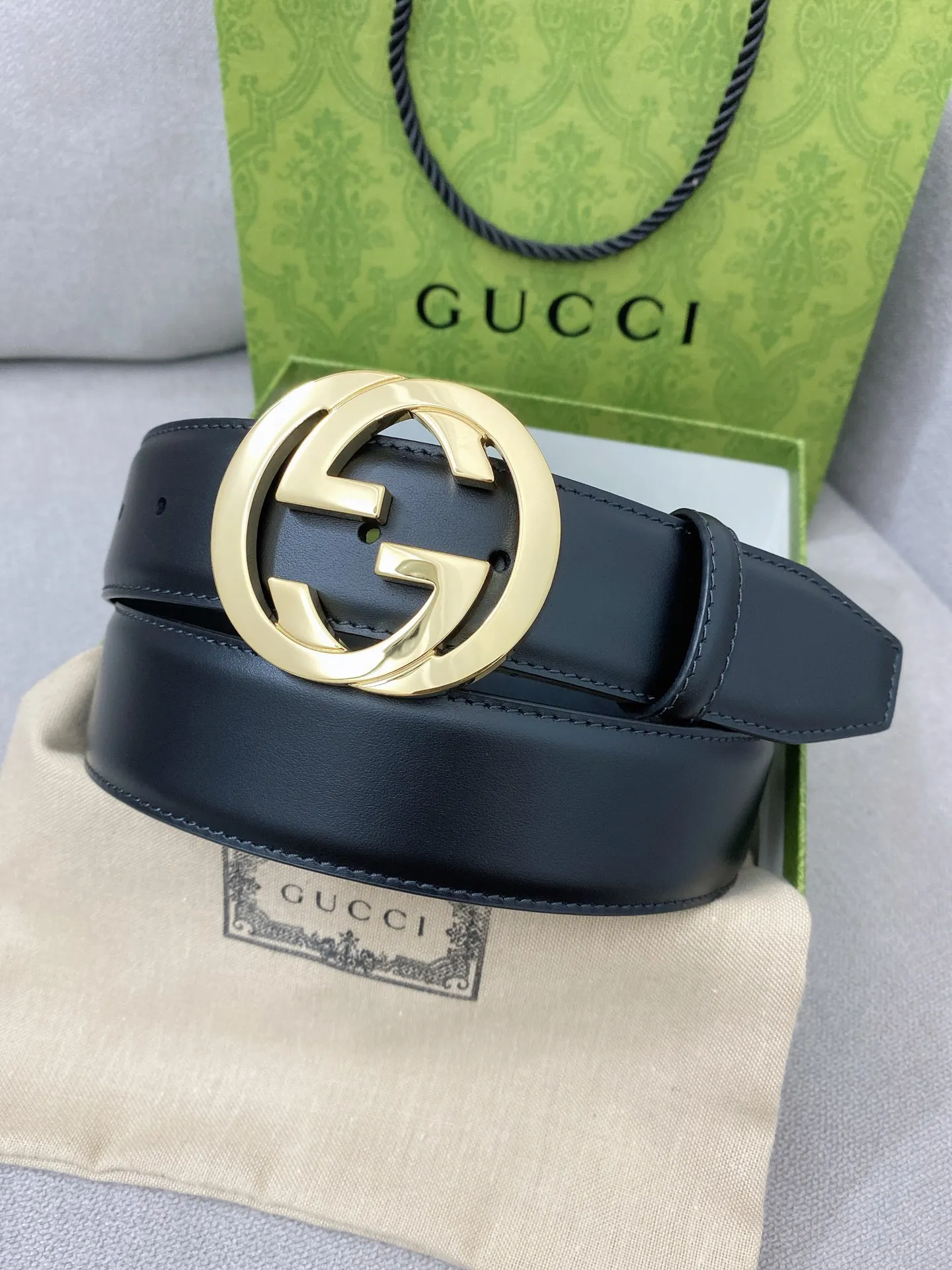 Gucci新作ベルト黒光身デザイン4.0cm幅 - 画像 (3)