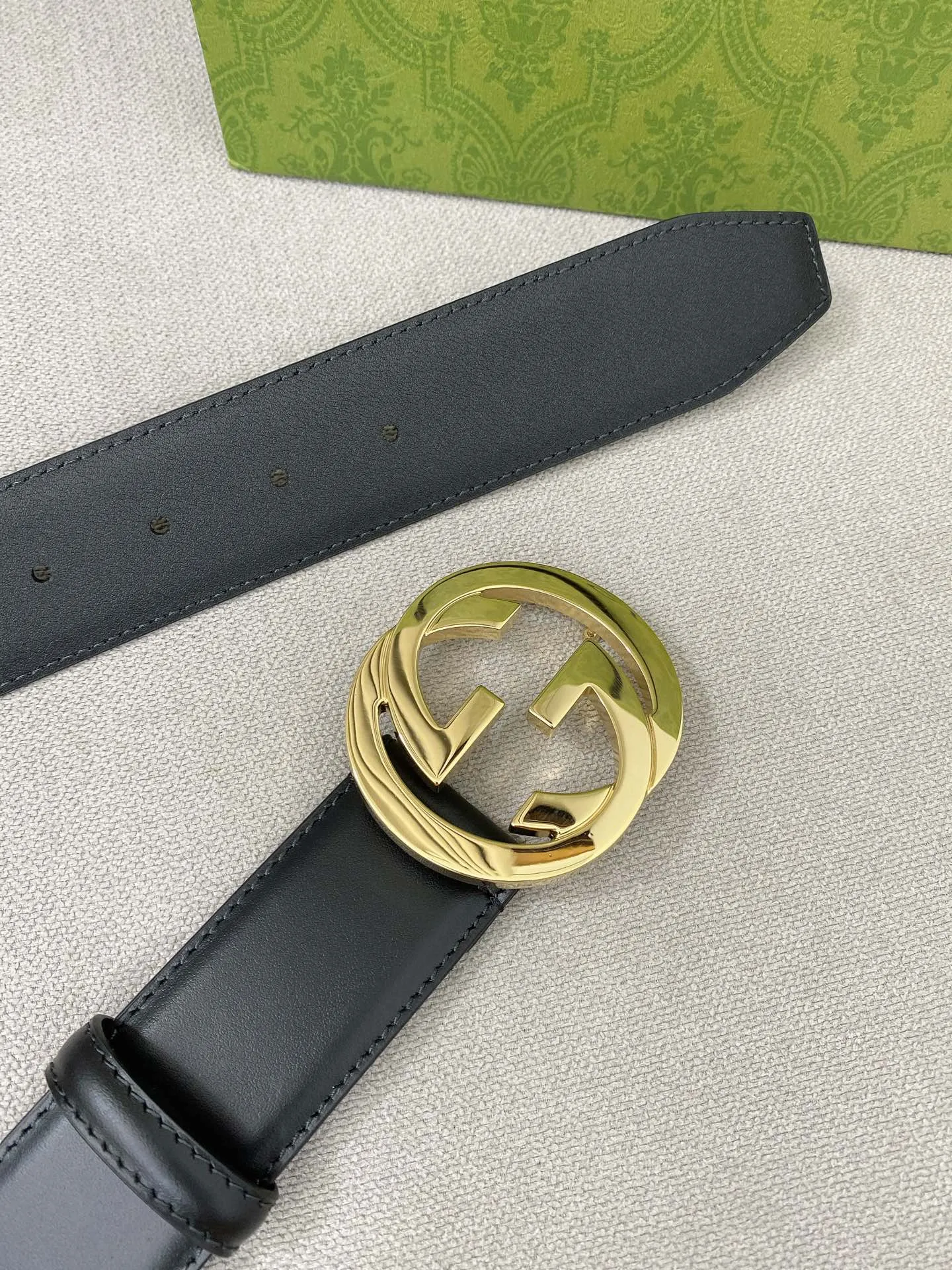 Gucci新作ベルト黒光身デザイン4.0cm幅 - 画像 (7)