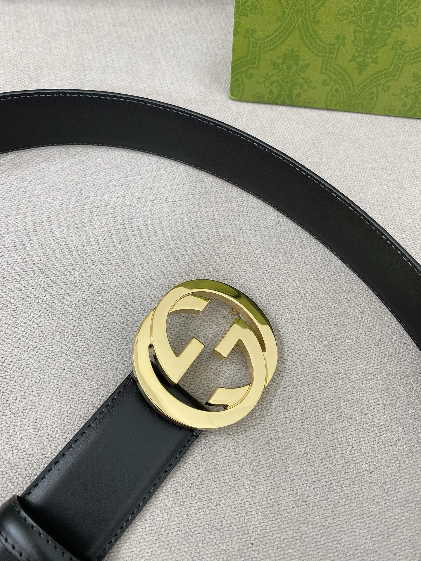 Gucci新作ベルト黒光身デザイン4.0cm幅 - 画像 (8)