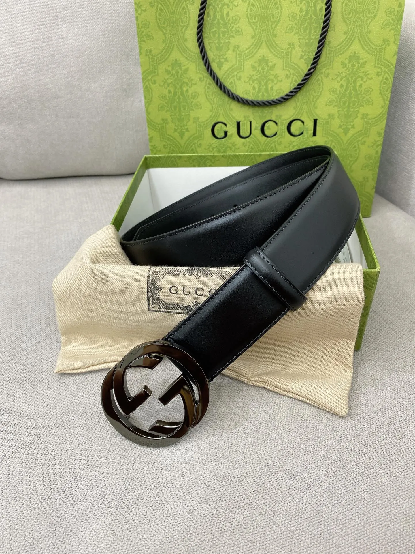 Gucci新作黒ベルトシンプルデザイン - 画像 (4)