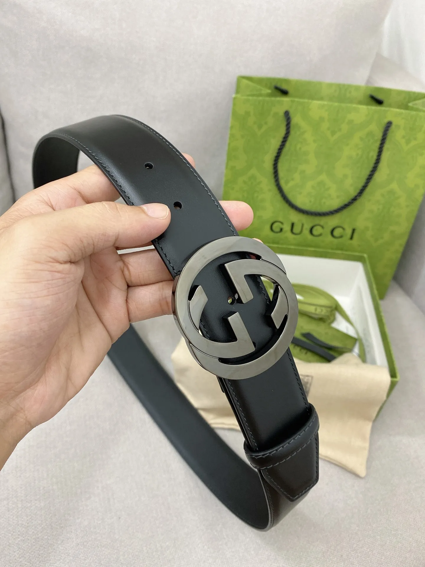 Gucci新作黒ベルトシンプルデザイン - 画像 (5)