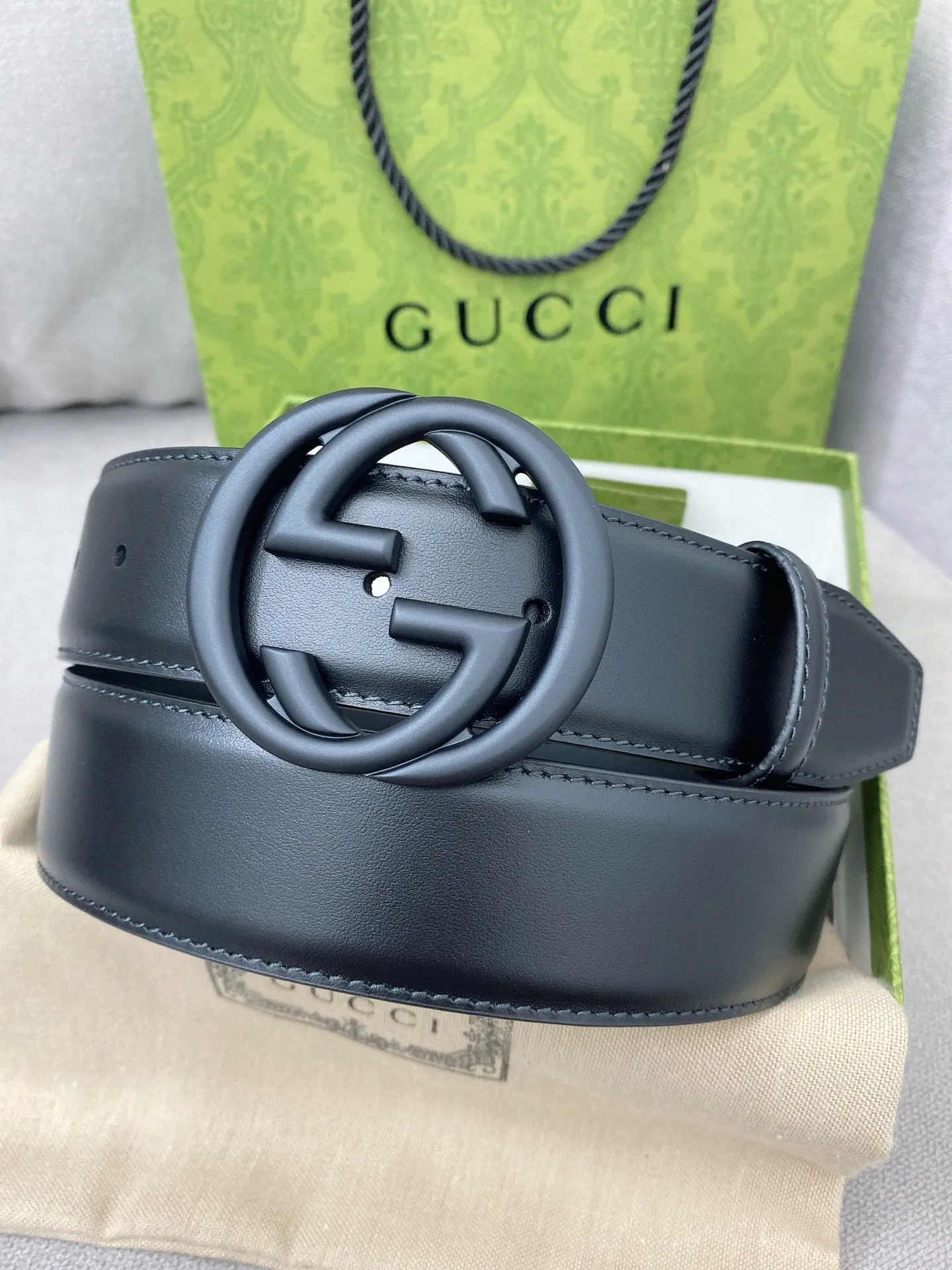 Gucci新作黒シンプルベルト4.0cm - 画像 (3)