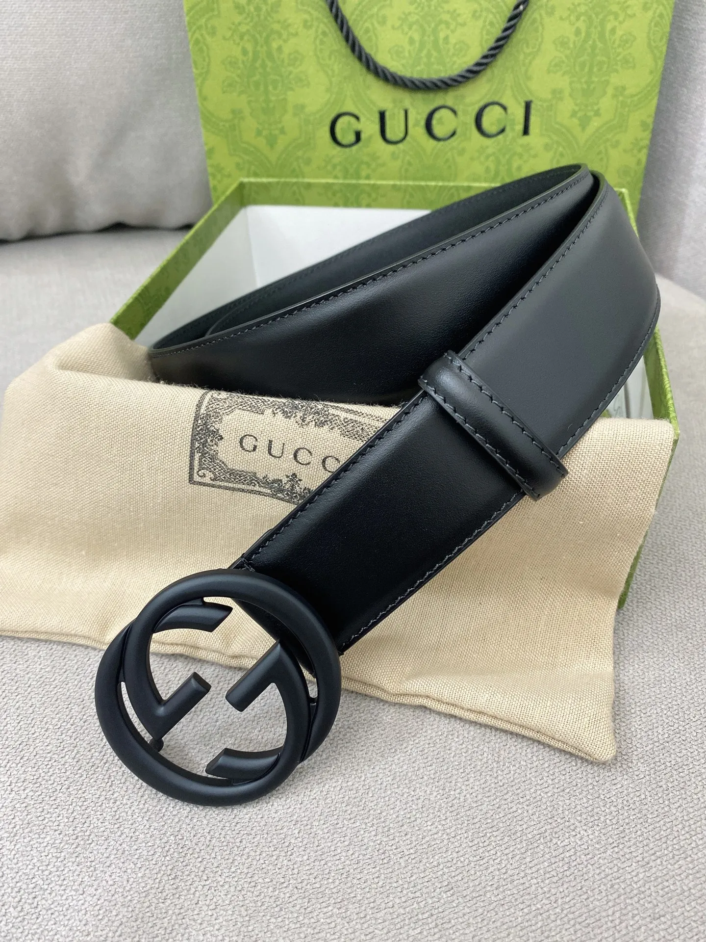 Gucci新作黒シンプルベルト4.0cm - 画像 (4)