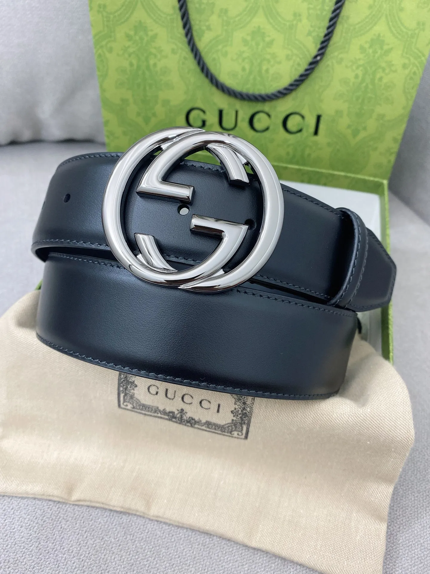 Gucci新作黒シンプルベルト4.0cm幅 - 画像 (3)
