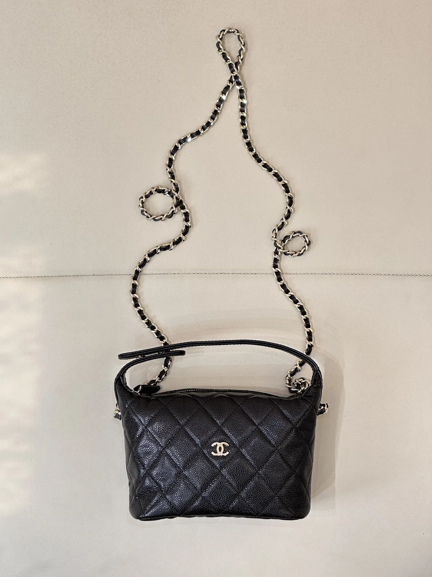 CHANEL 25c新しいランチボックスバッグ ブラック クイiltedデザイン