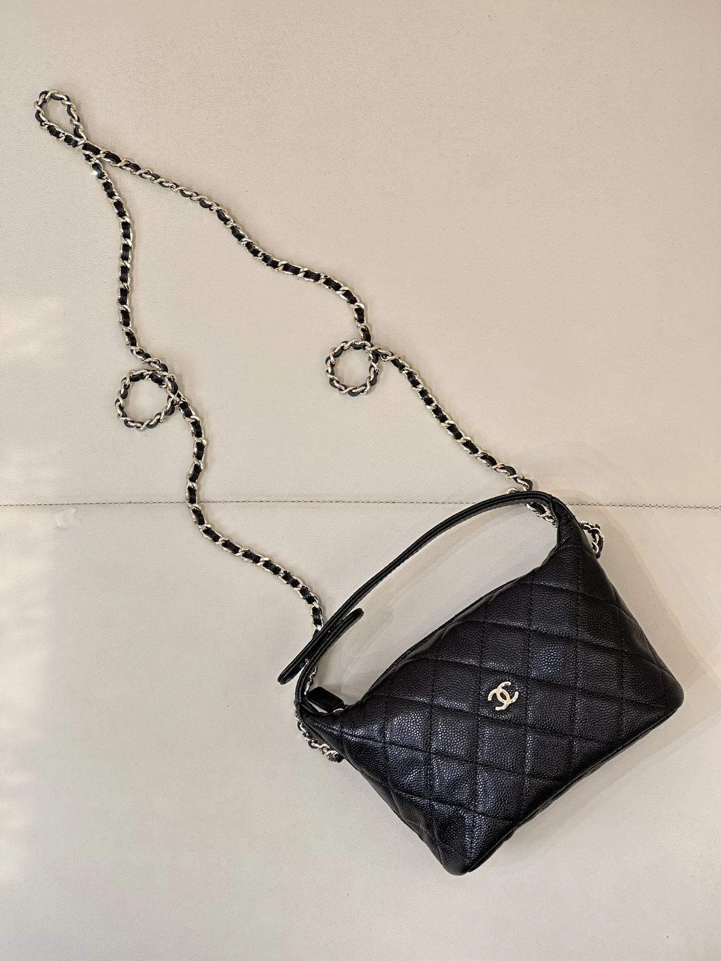 CHANEL 25c新しいランチボックスバッグ ブラック クイiltedデザイン - 画像 (3)