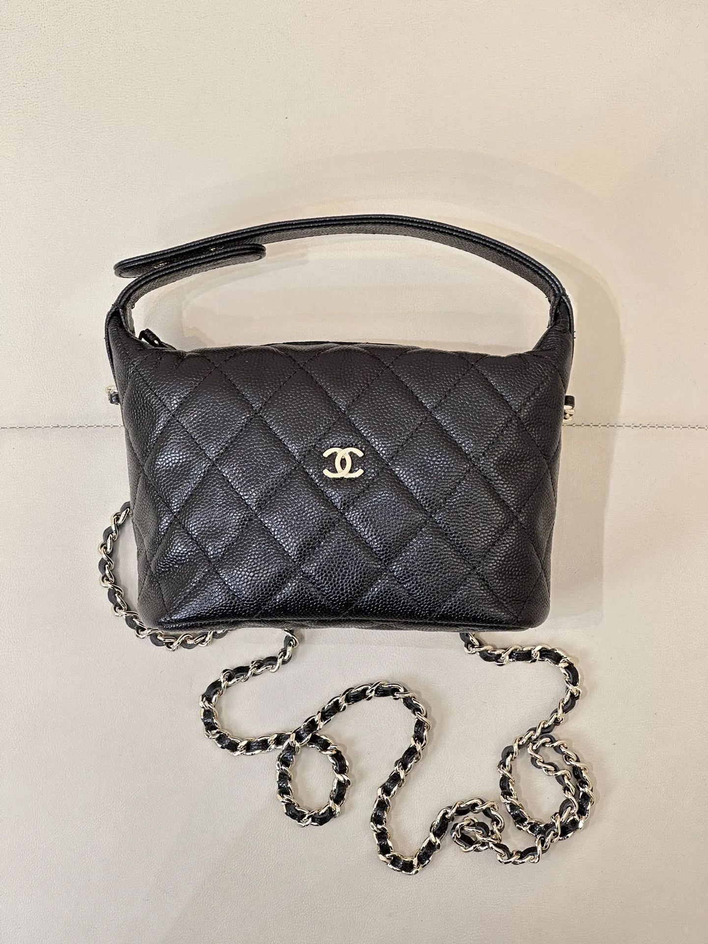 CHANEL 25c新しいランチボックスバッグ ブラック クイiltedデザイン - 画像 (4)