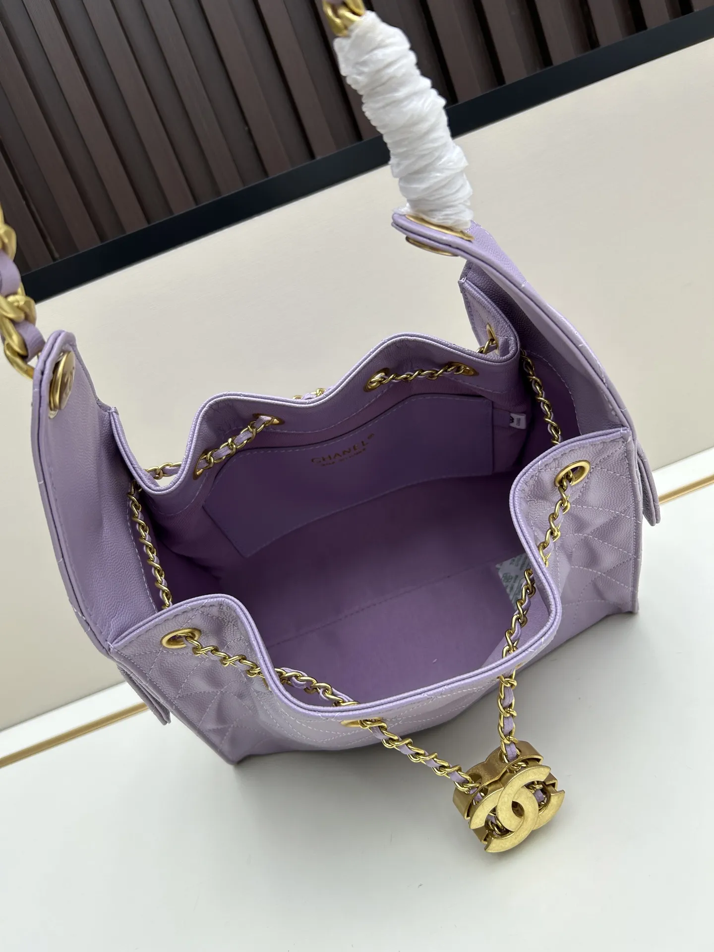 CHANEL 25バッグ パープル 油waxレザー - 画像 (8)