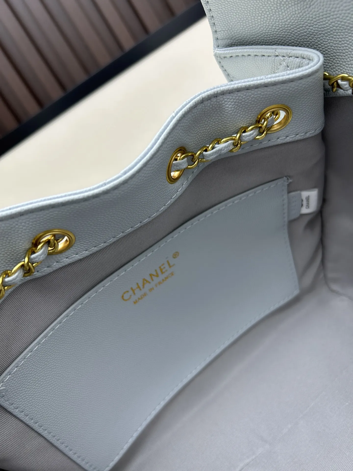 シャネル25バッグ ホワイト 油waxレザー - 画像 (9)
