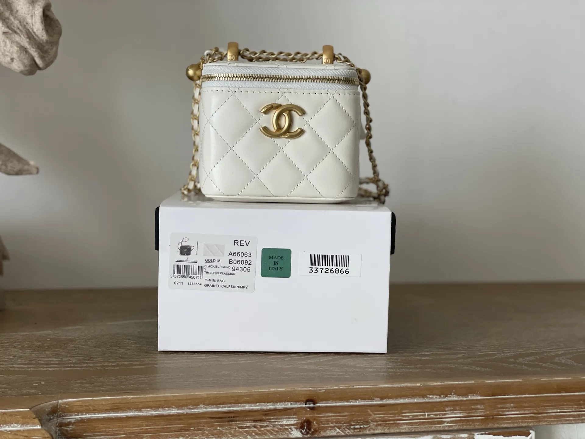 CHANEL 24C 白 ダブルゴールデンボックスバッグ