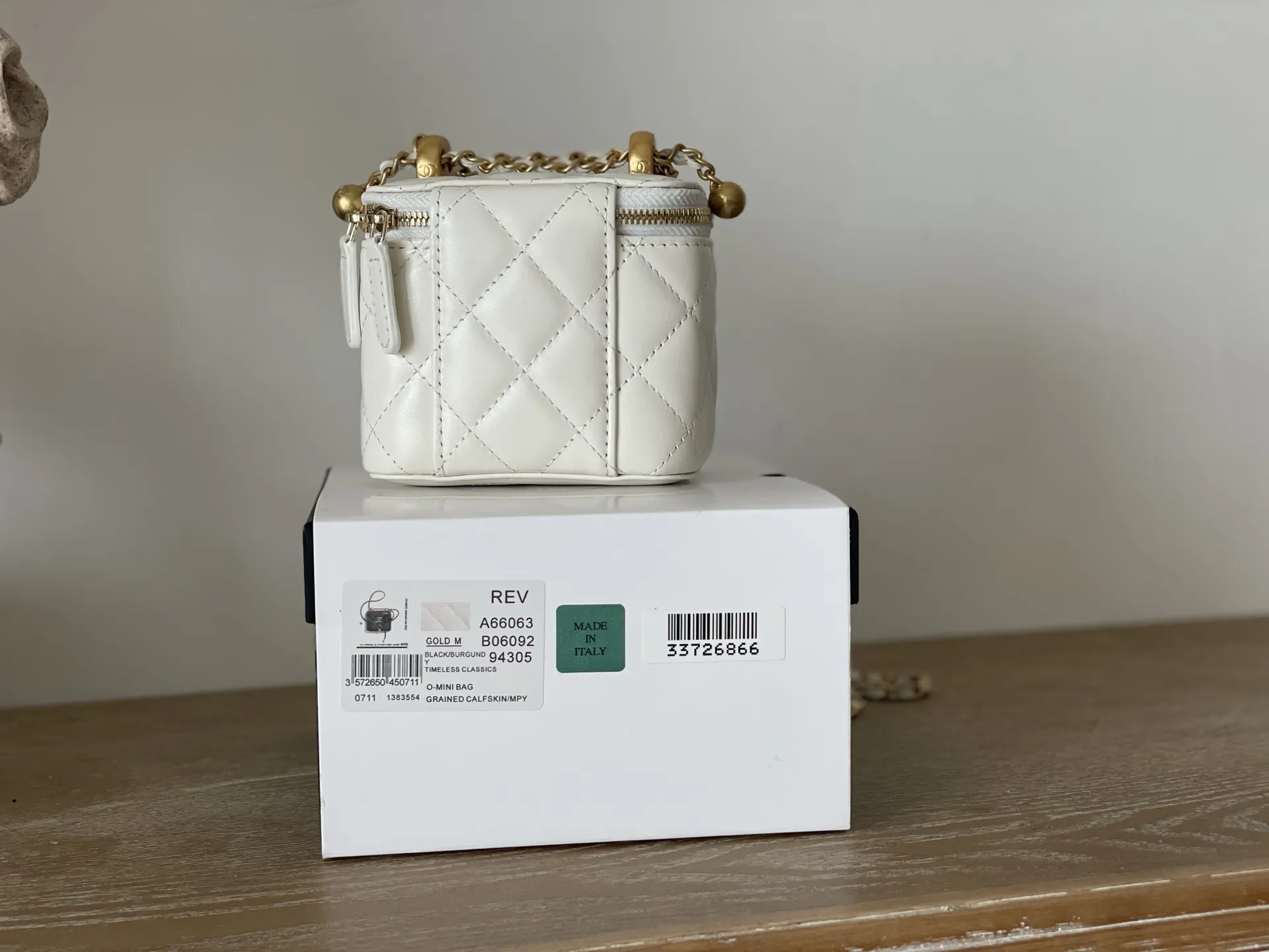 CHANEL 24C 白 ダブルゴールデンボックスバッグ - 画像 (5)