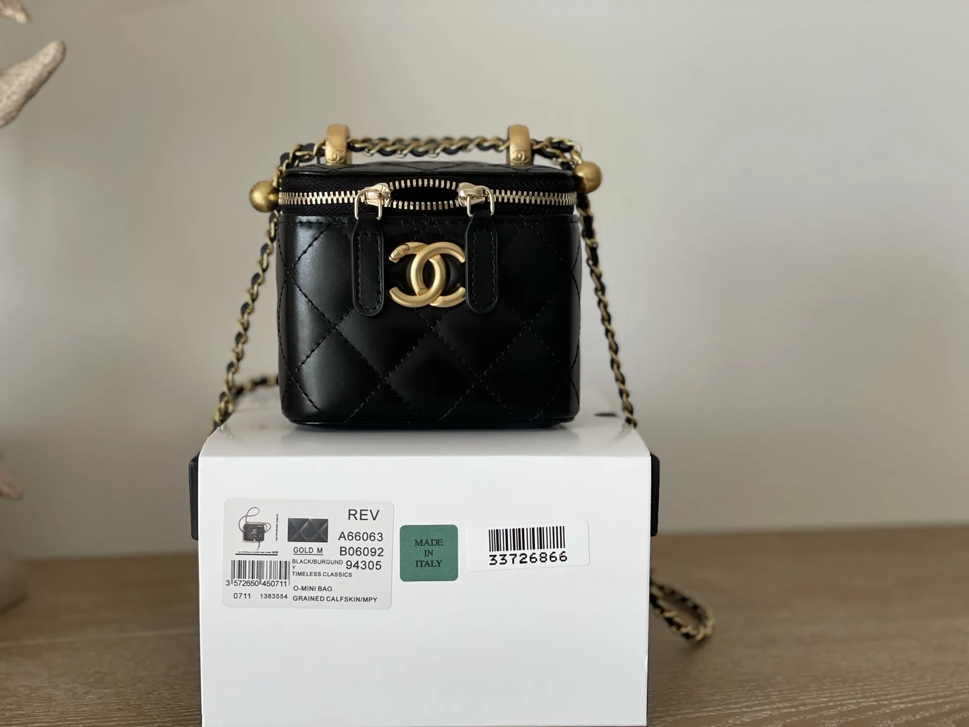 CHANEL 24Cダブルゴールドボールボックス ブラック