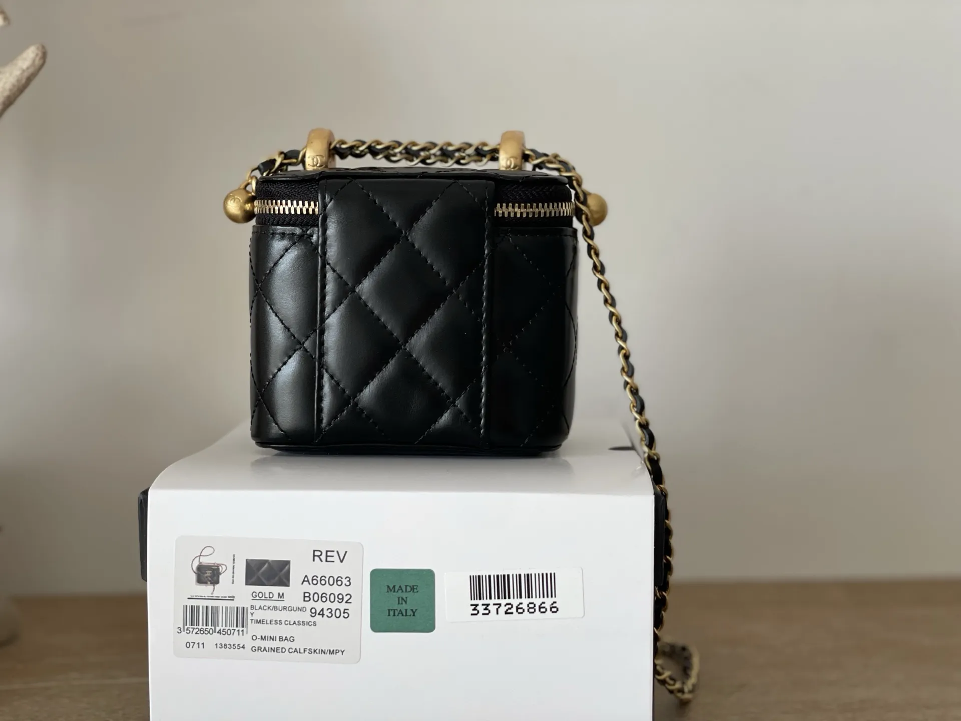 CHANEL 24Cダブルゴールドボールボックス ブラック - 画像 (3)