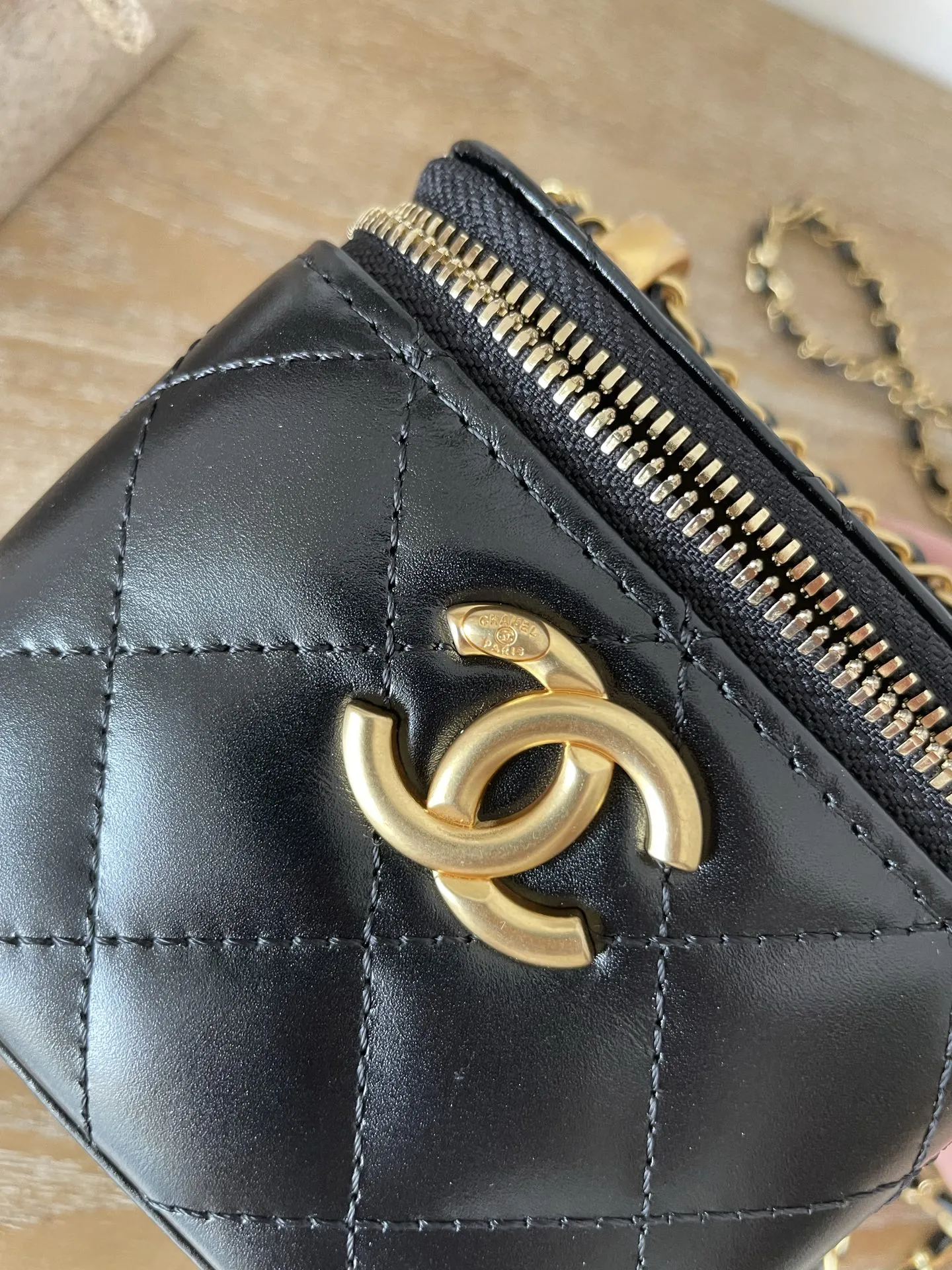 CHANEL 24Cダブルゴールドボールボックス ブラック - 画像 (8)