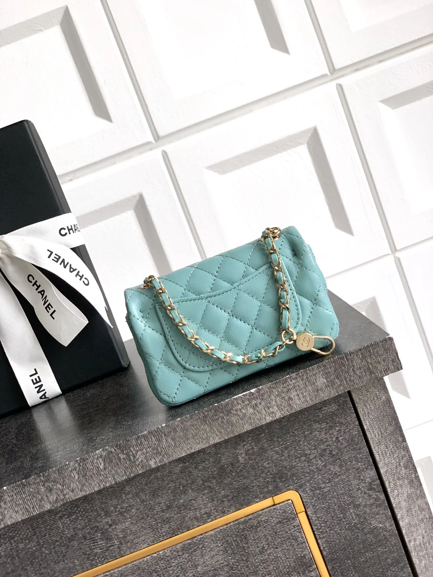 CHANEL ベビーブルー miniハートCFバッグ - 画像 (4)