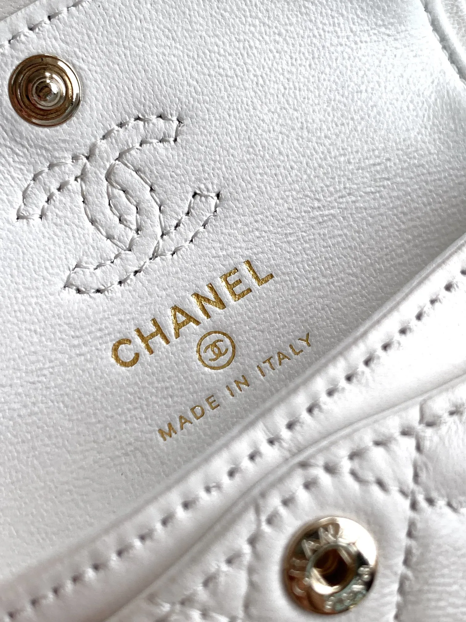 CHANEL ワインレッドミニハートパールCFストラップ - 画像 (10)