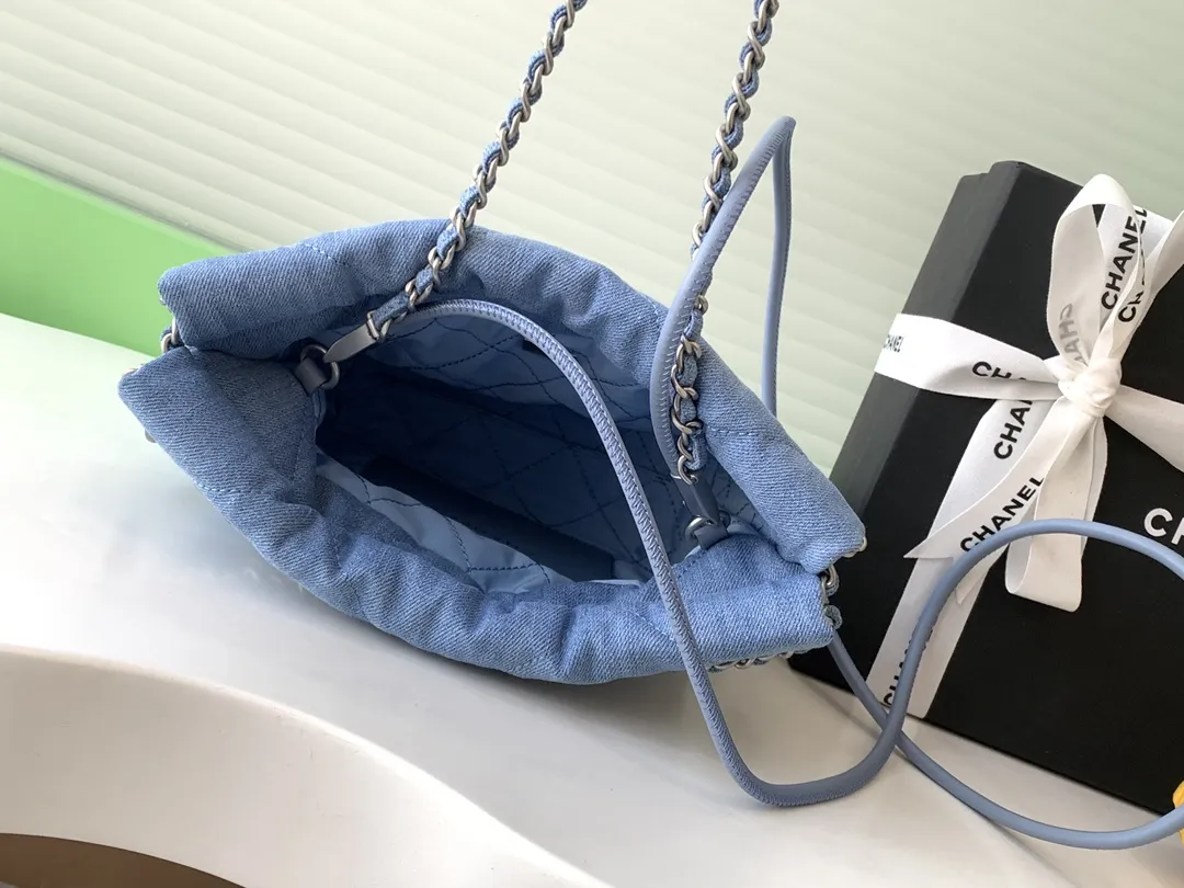 CHANEL ミニバッグ ブルー デニム風 AS3980 - 画像 (6)