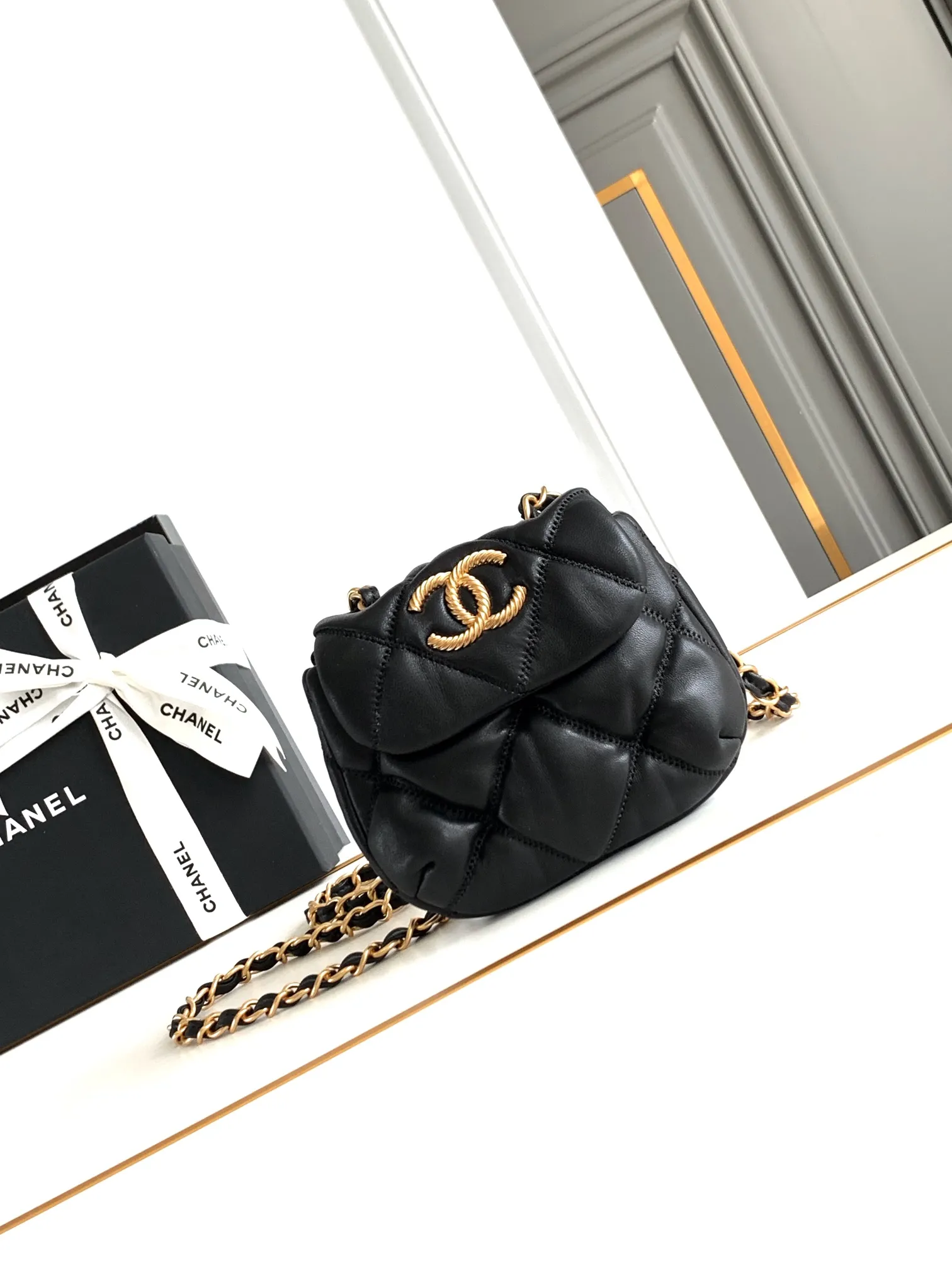 CHANEL ミニサドルバッグ ブラック キルティング