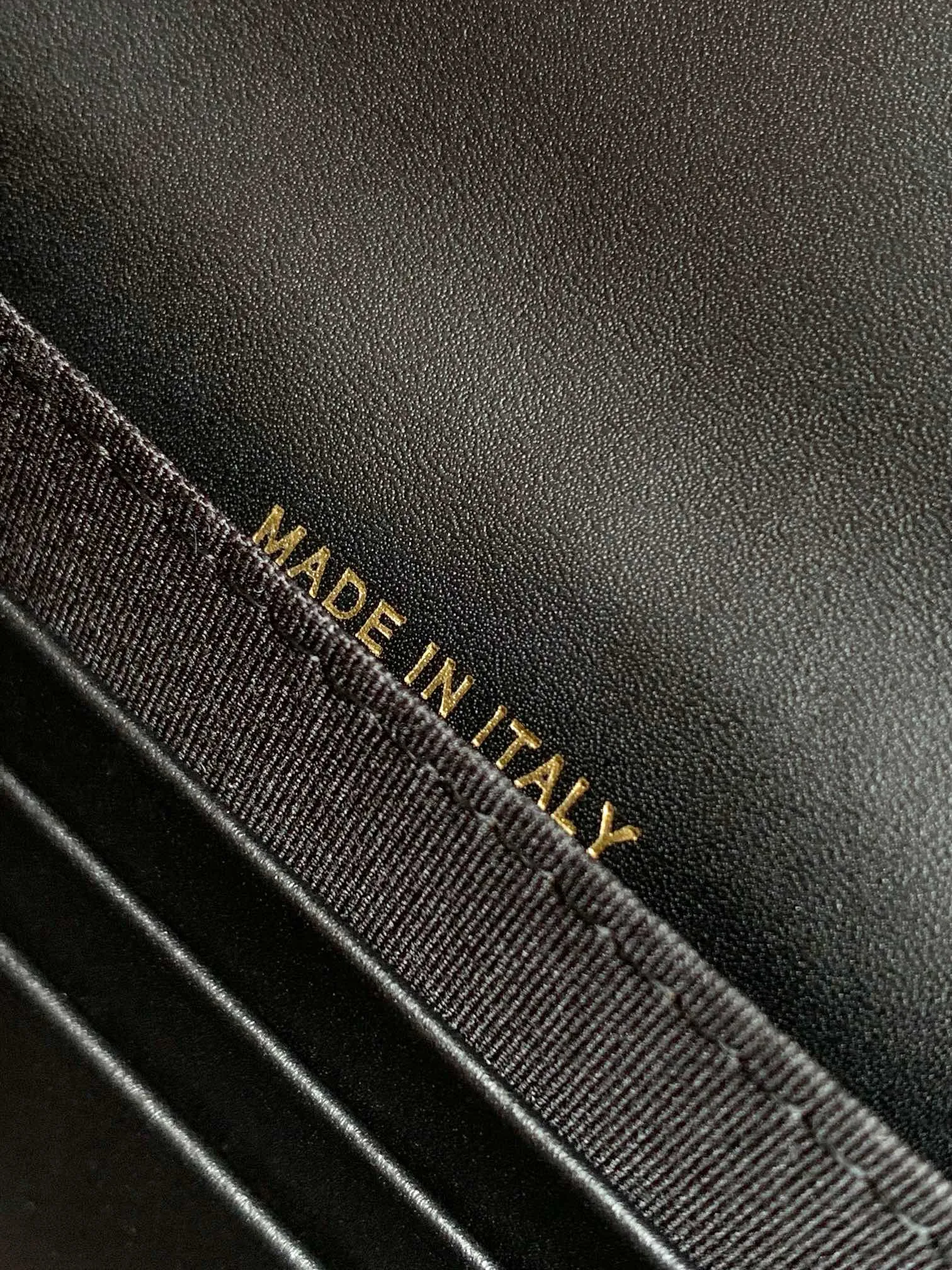 CHANEL 黒金鎖WOCバッグ スタイル6467 - 画像 (9)