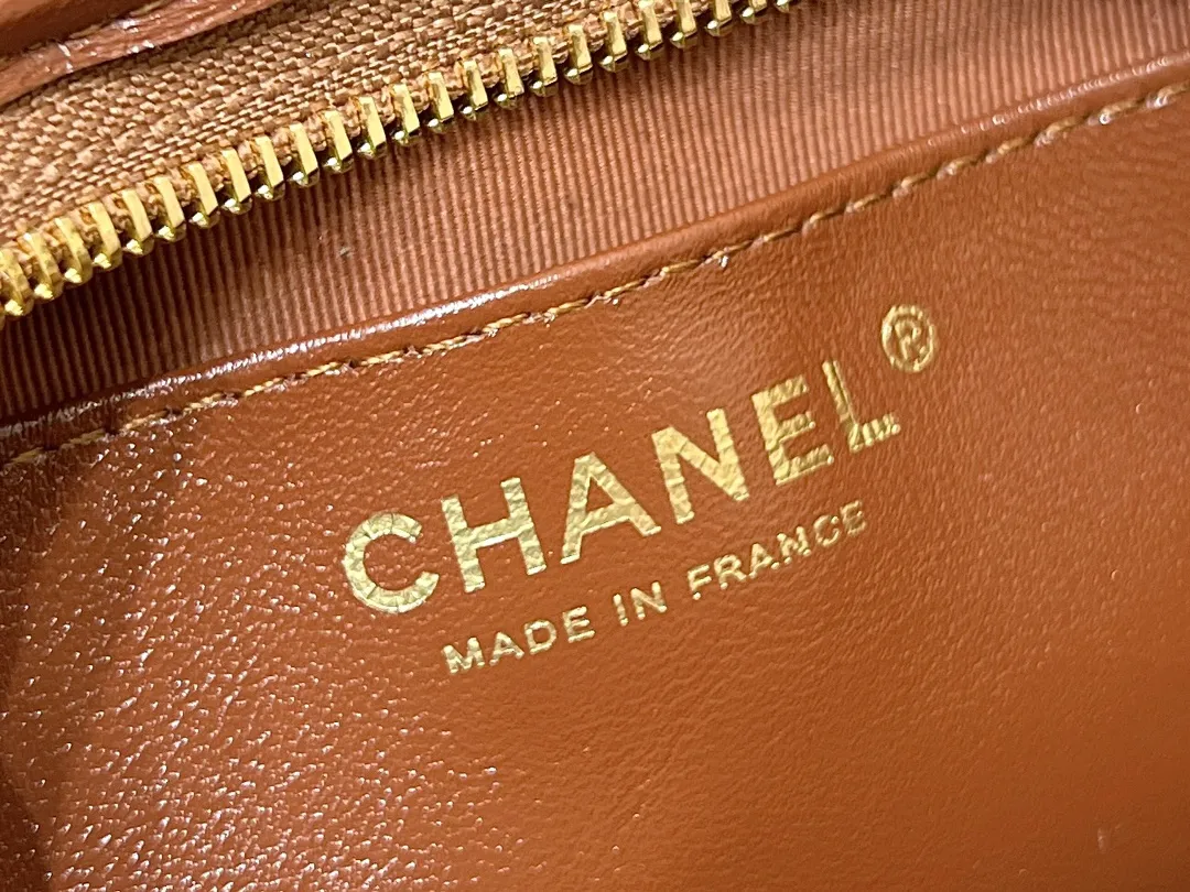 CHANEL 茶色チェーンバッグ キルティングデザイン - 画像 (7)