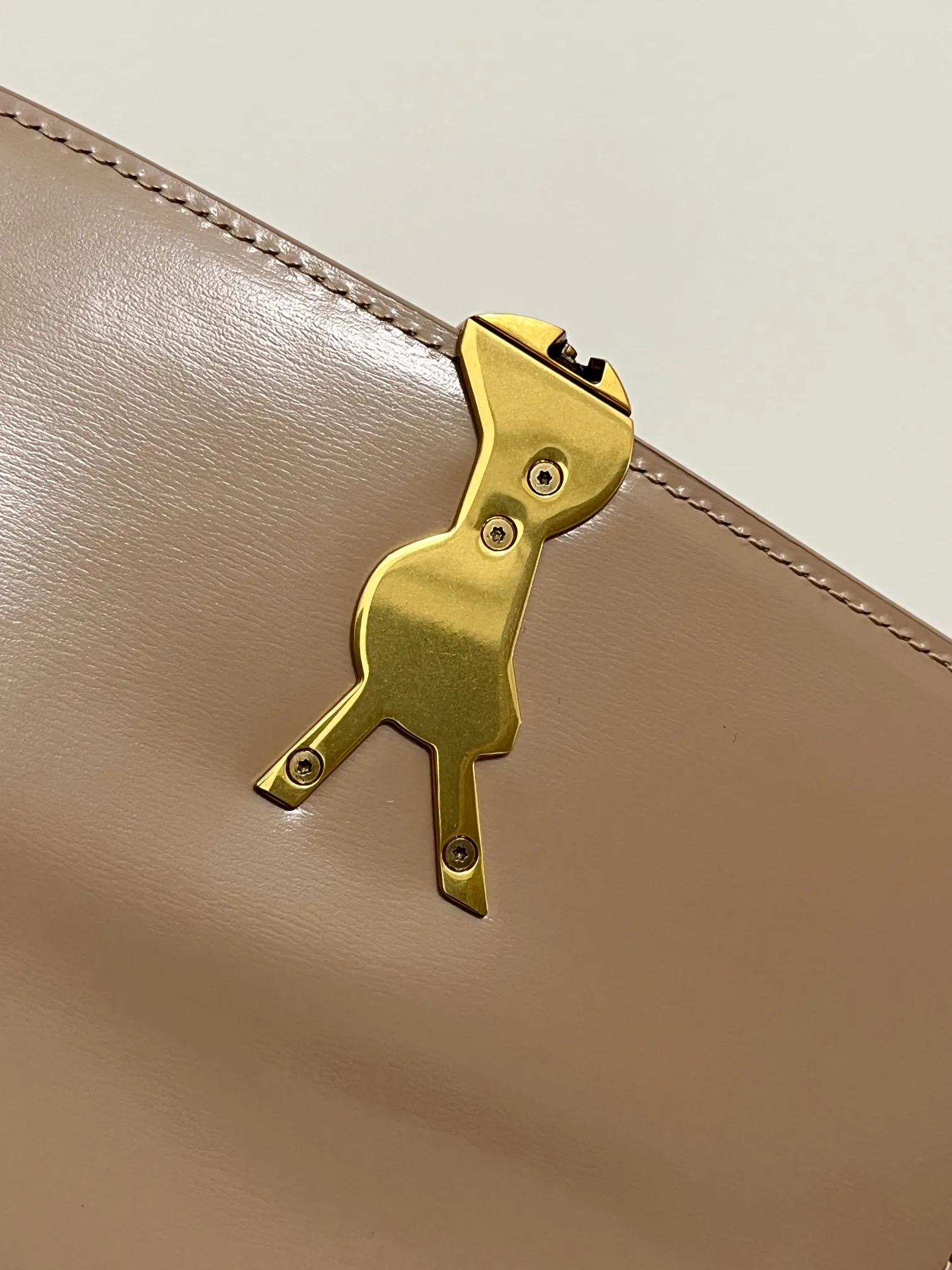 SAINT LAURENT ベージュ ボックスバッグ 小サイズ - 画像 (6)