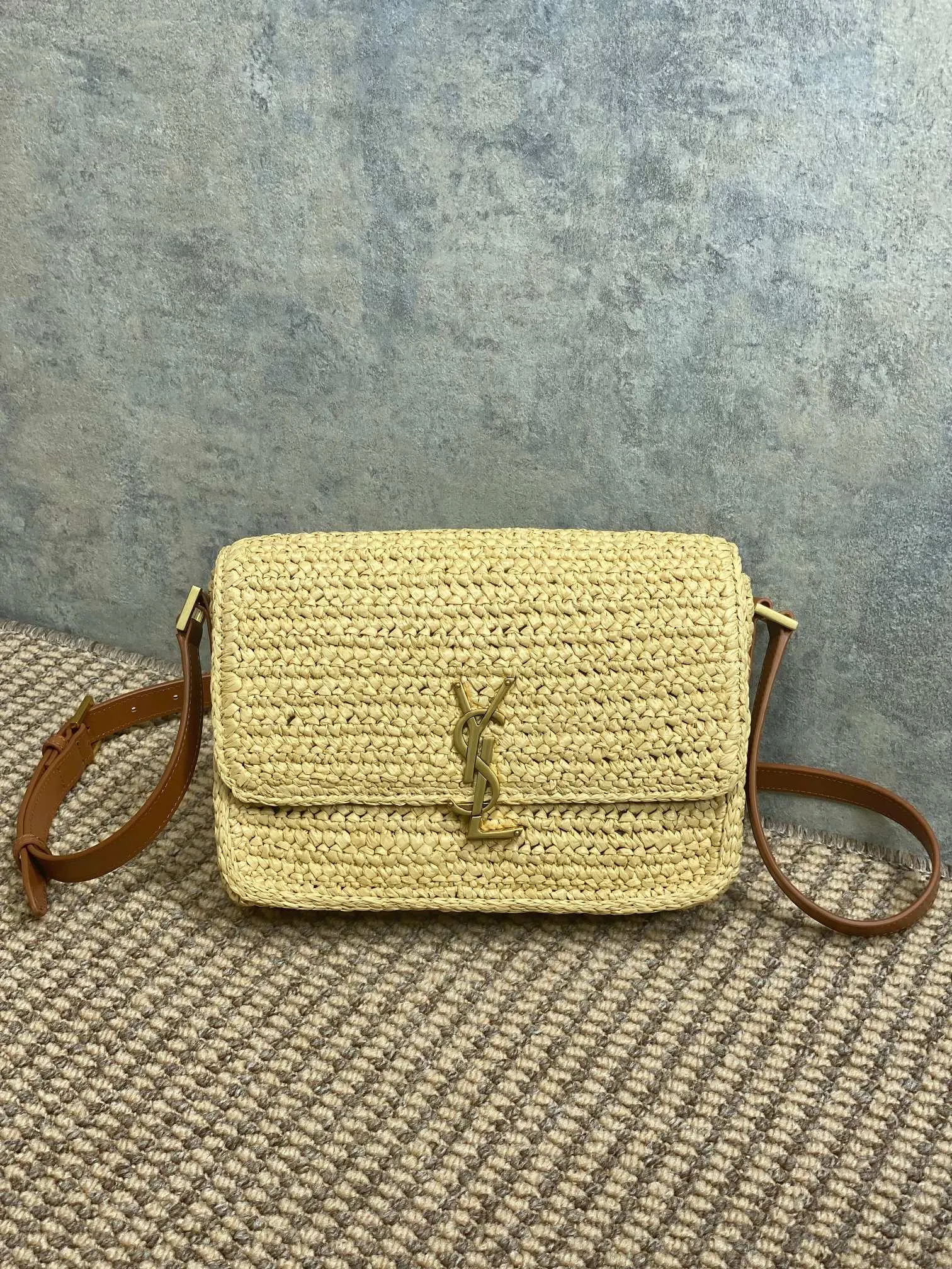 Yves Saint Laurent MONOGRAM 夏日ラフィアバッグ ベージュ