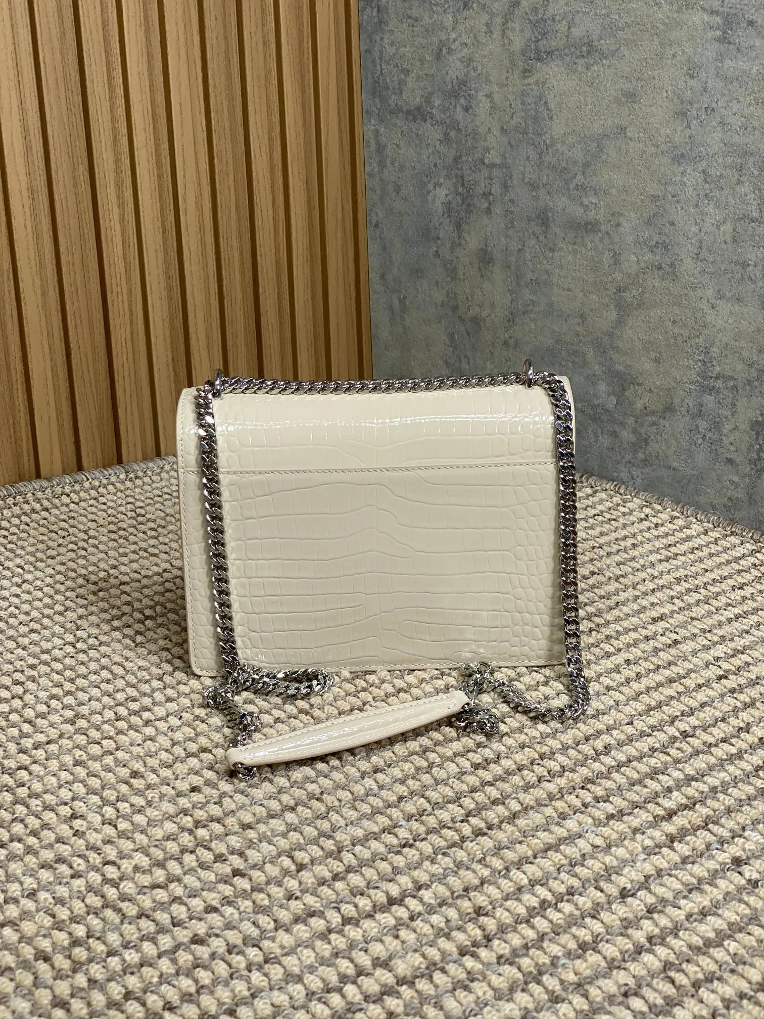 Yves Saint Laurentアンズ色鞄 - 画像 (3)