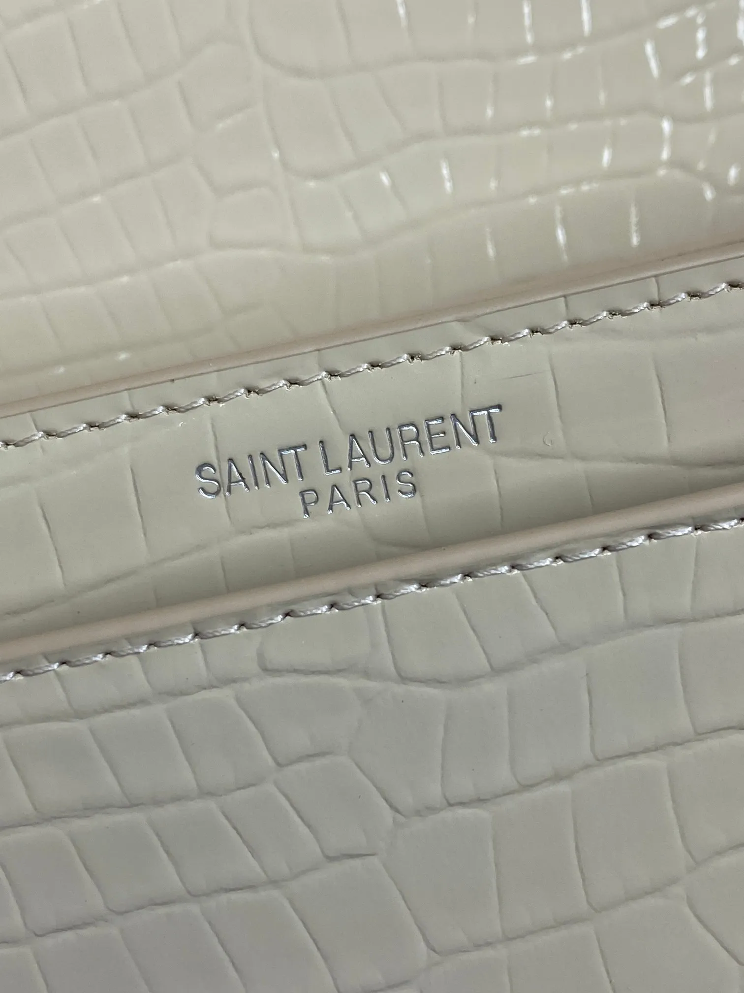 Yves Saint Laurentアンズ色鞄 - 画像 (10)