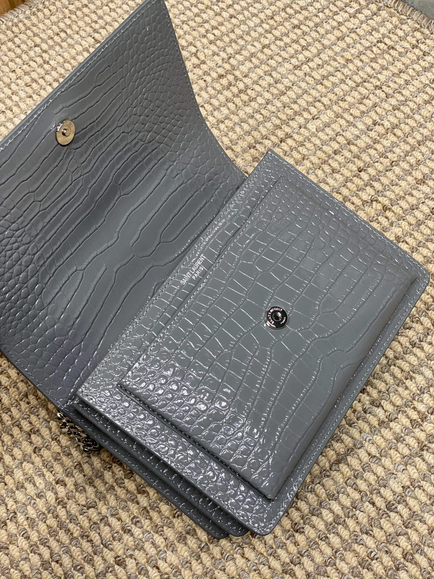 Yves Saint Laurent グレー前翻盖手袋 - 画像 (8)