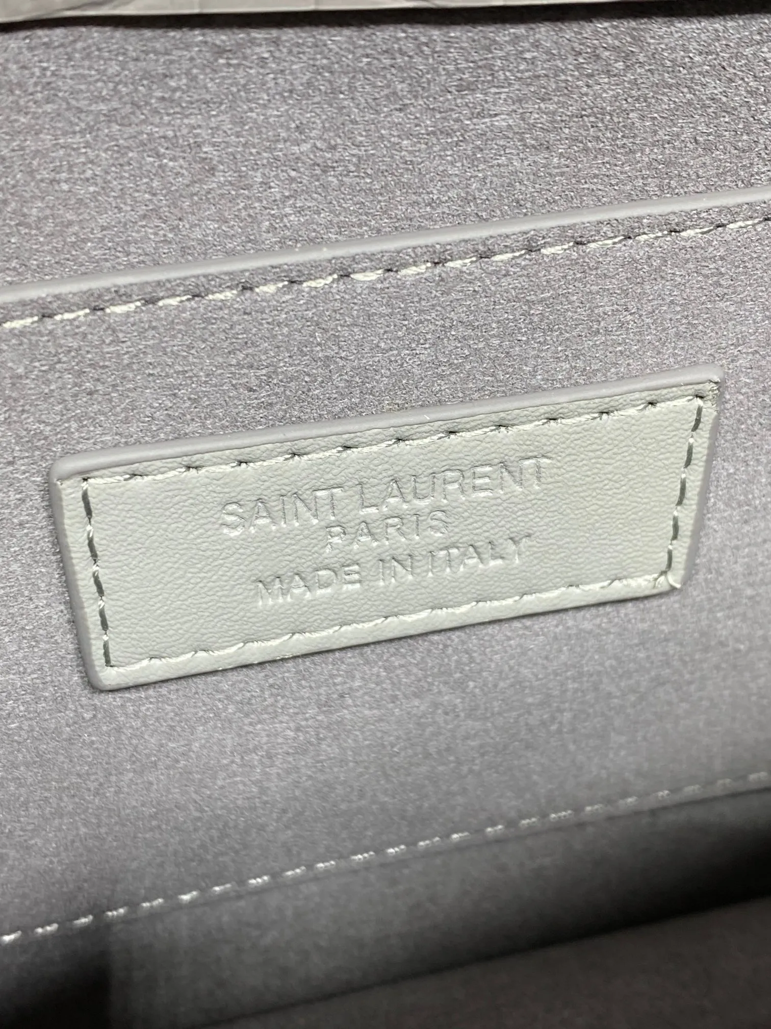 Yves Saint Laurent グレー前翻盖手袋 - 画像 (10)