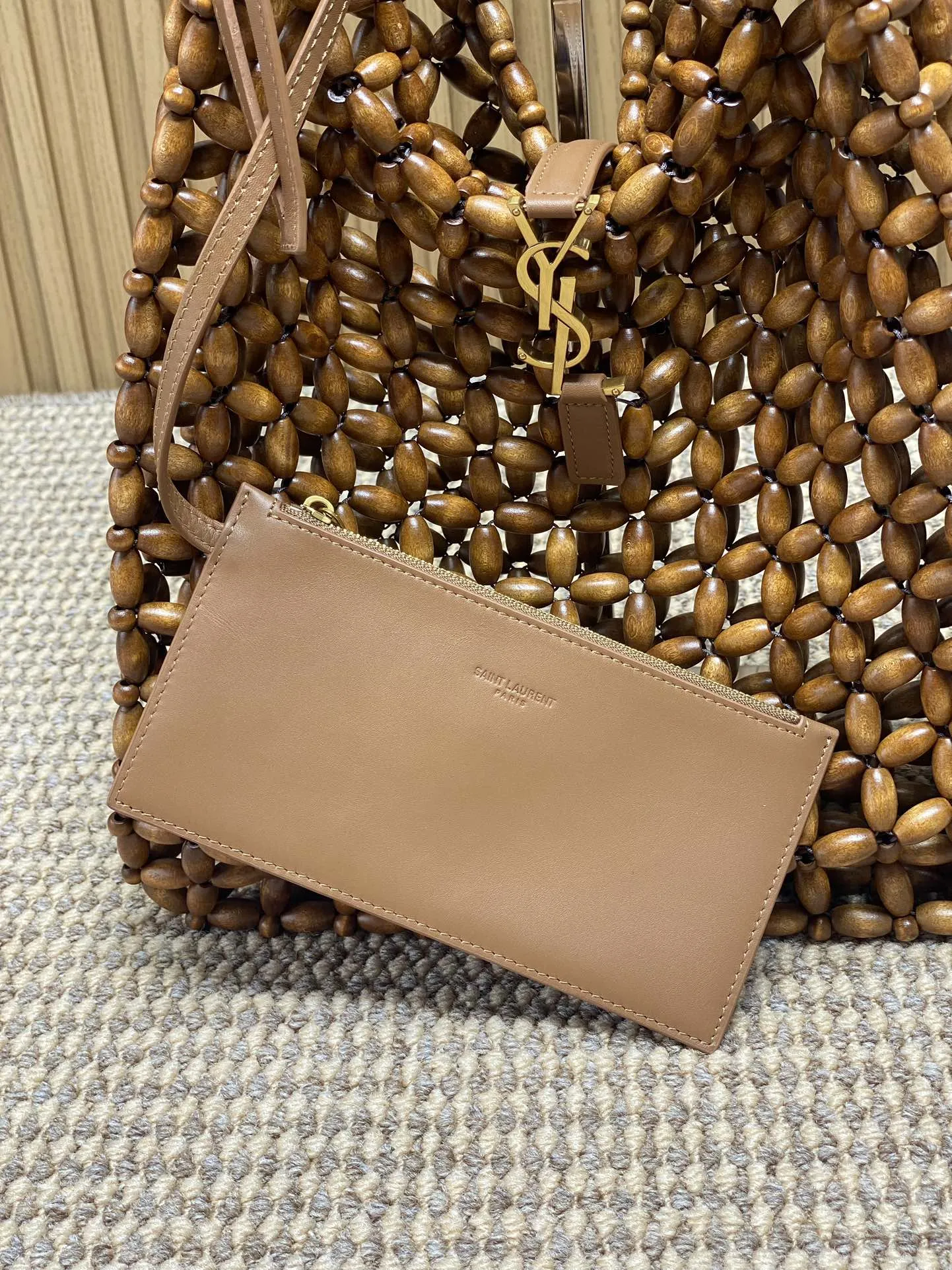 Yves Saint Laurent ホーボー木珠バッグ ブラウン - 画像 (6)