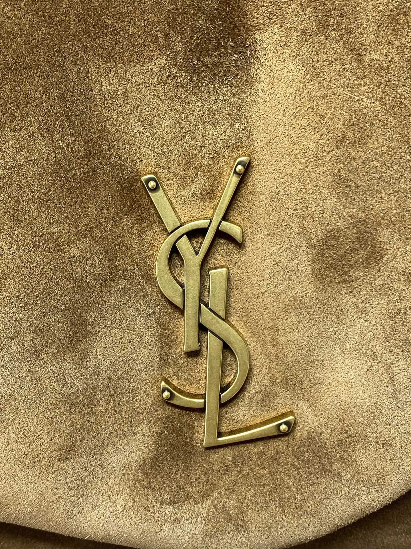 Yves Saint Laurent カルメル色 Calypsoバッグ - 画像 (7)