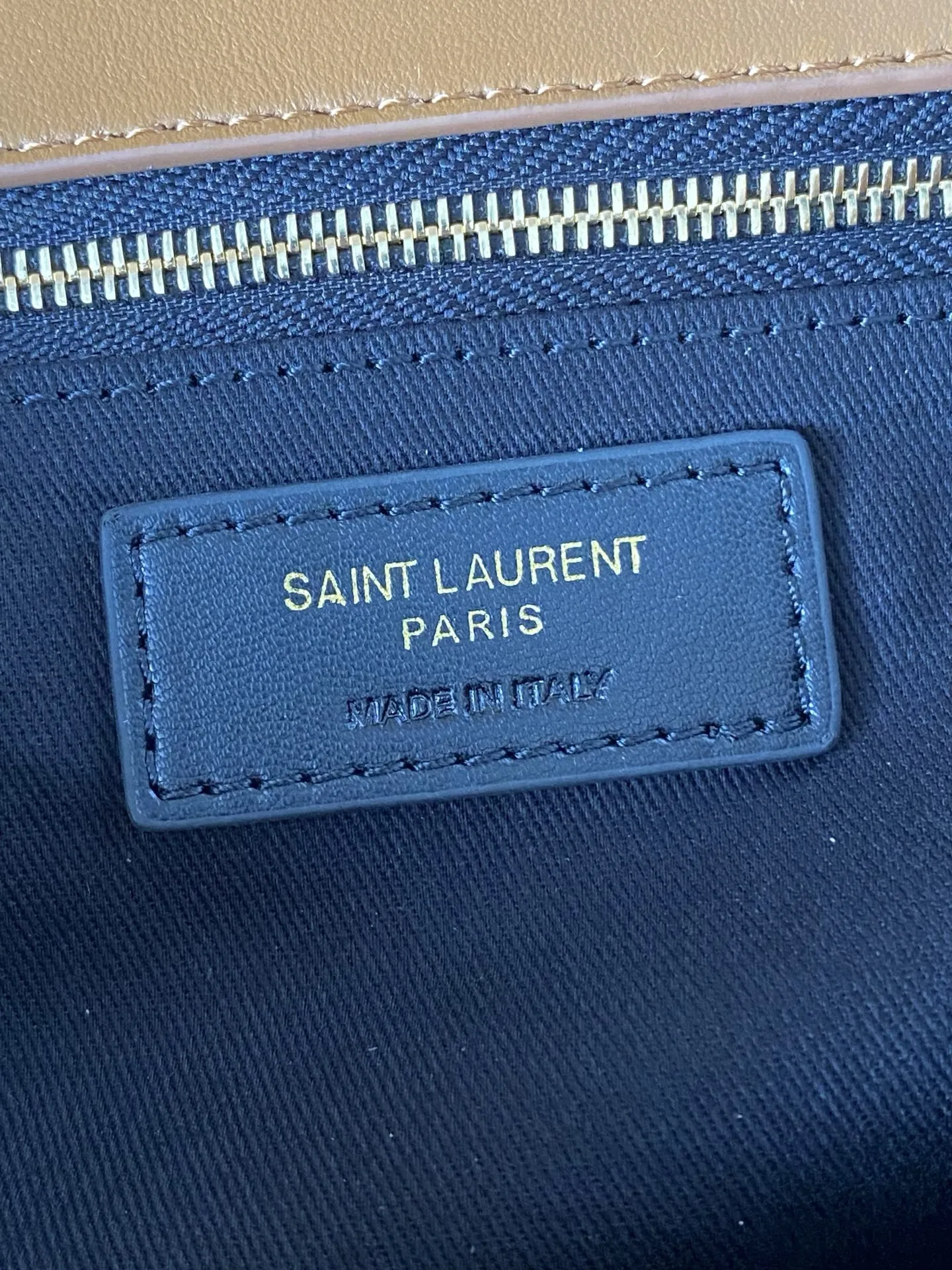 Yves Saint Laurent カルメル色 Calypsoバッグ - 画像 (9)