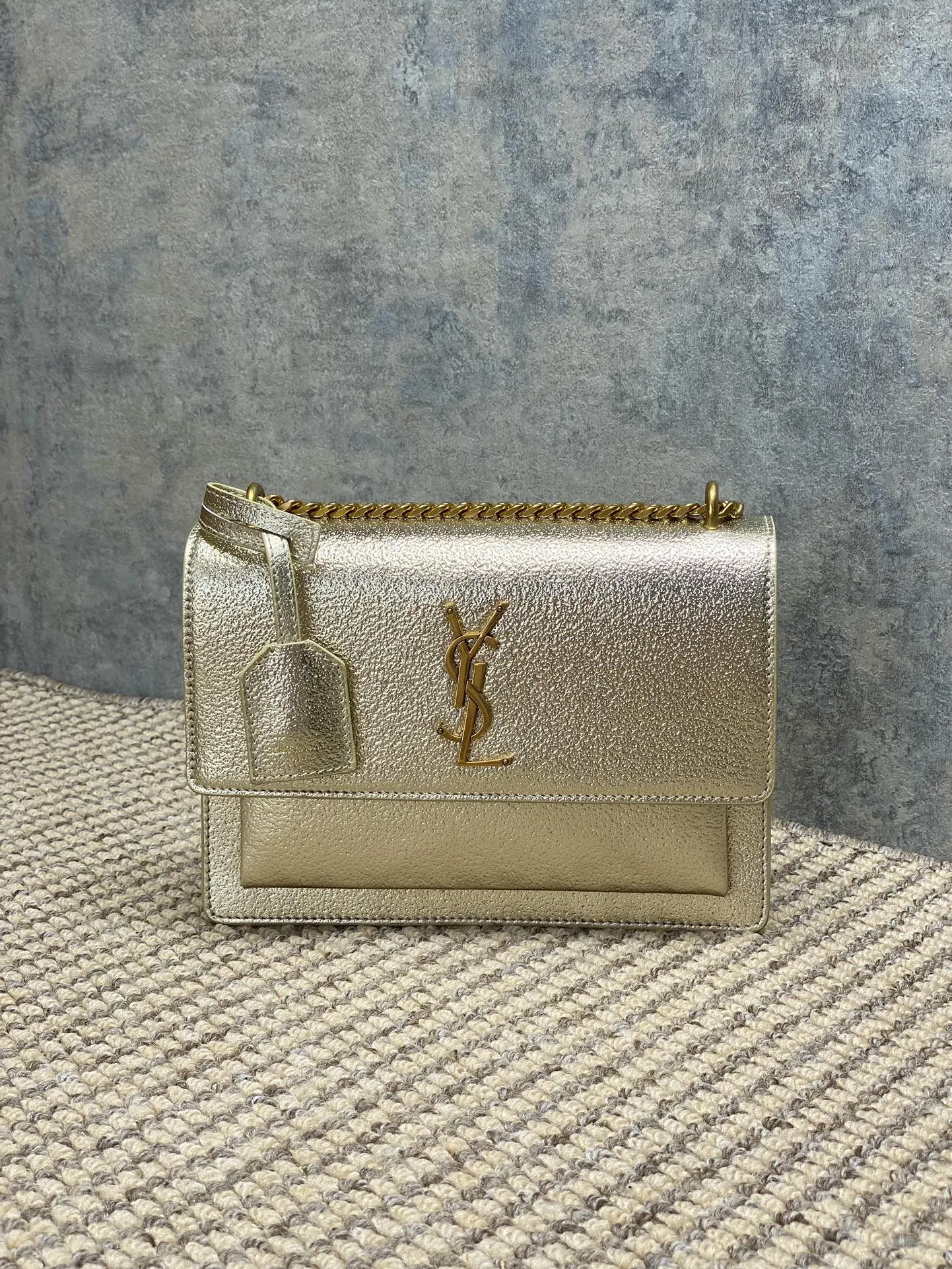 Yves Saint Laurent ゴールド サンセットバッグ