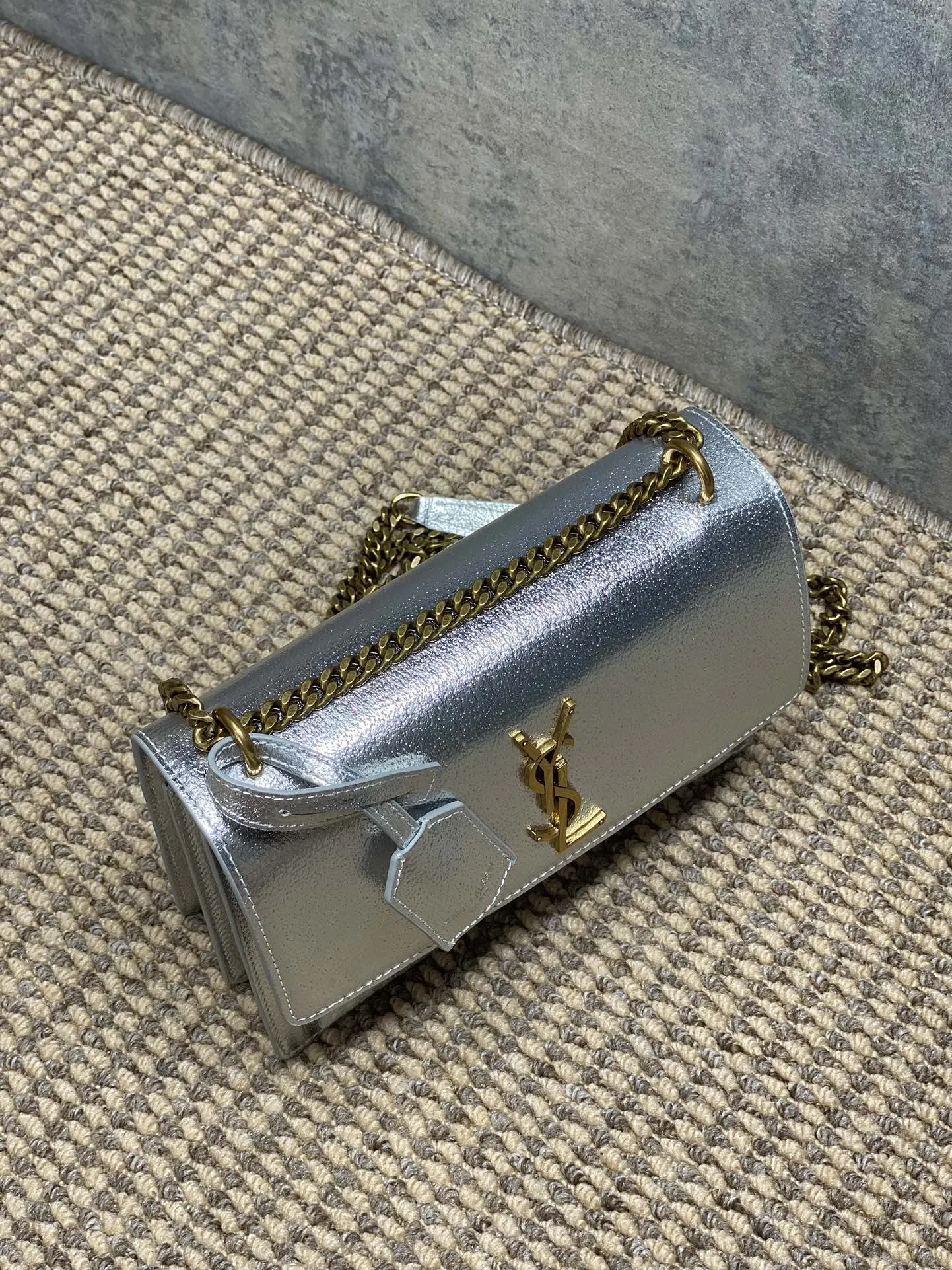 Yves Saint Laurent シルバー サンセットバッグ - 画像 (4)